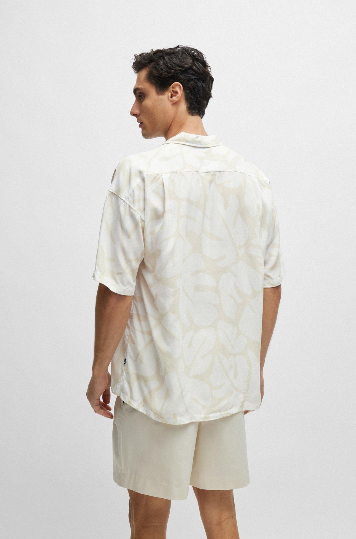 Relaxed-fit shirt in seasonal print with camp collar Product Image