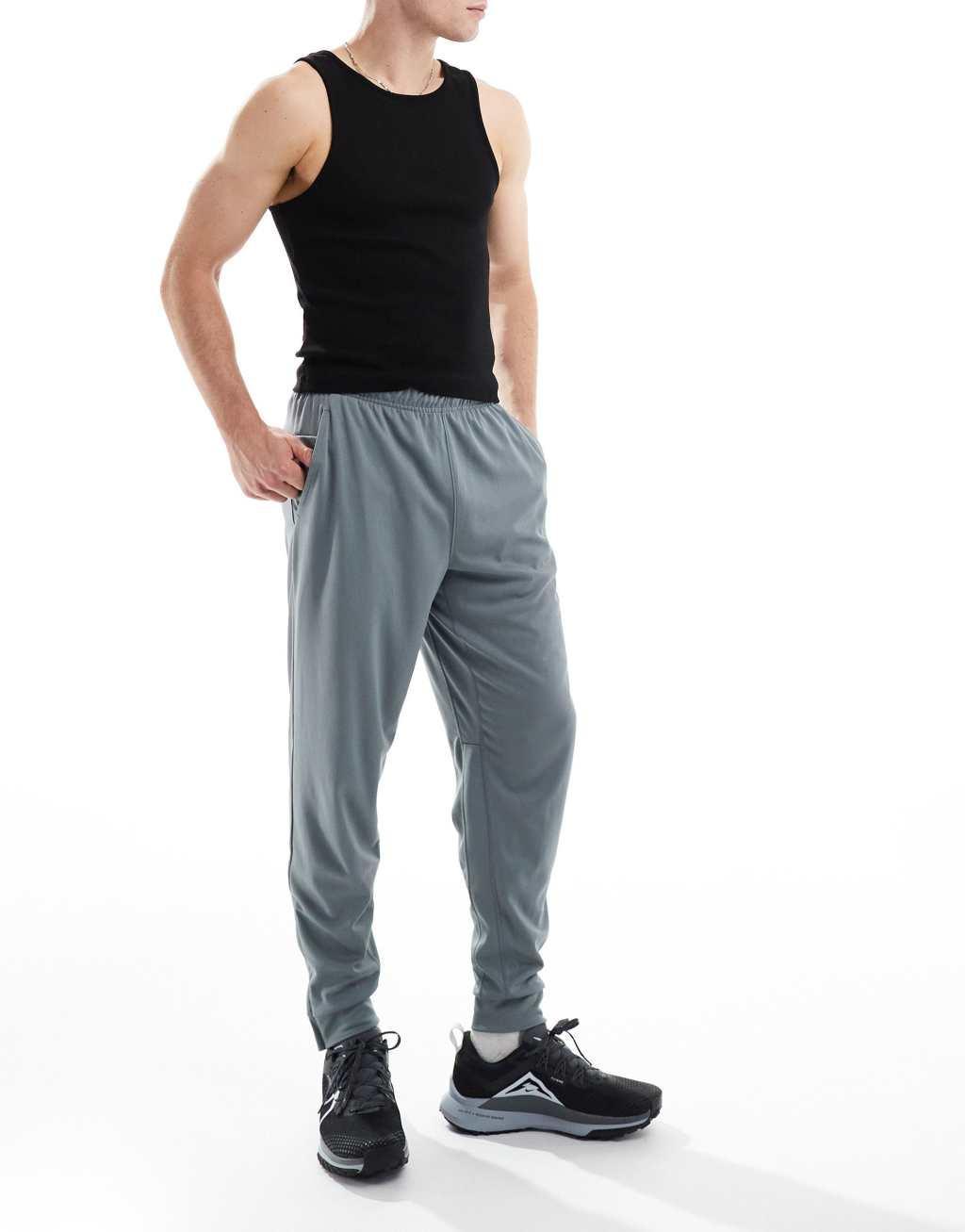 Nike Training Totality sweatpants in dark gray Product Image