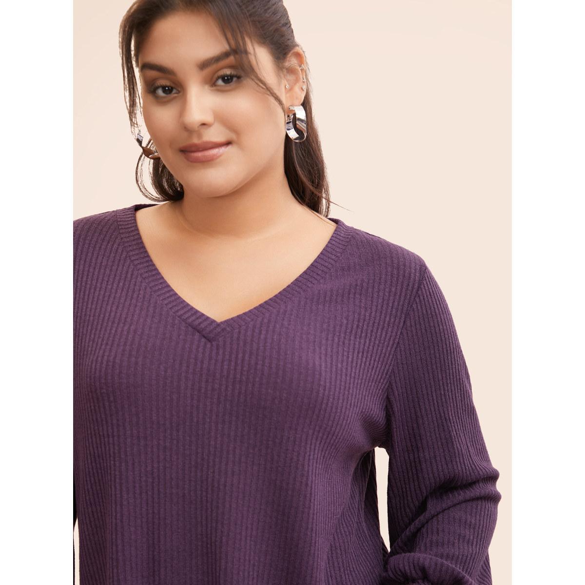Plus Size Solid Rib Knit Lantern Sleeve Shirred T-shirt Mauve Women Casual Texture V-neck Everyday T-shirts BloomChic 28/5X Product Image