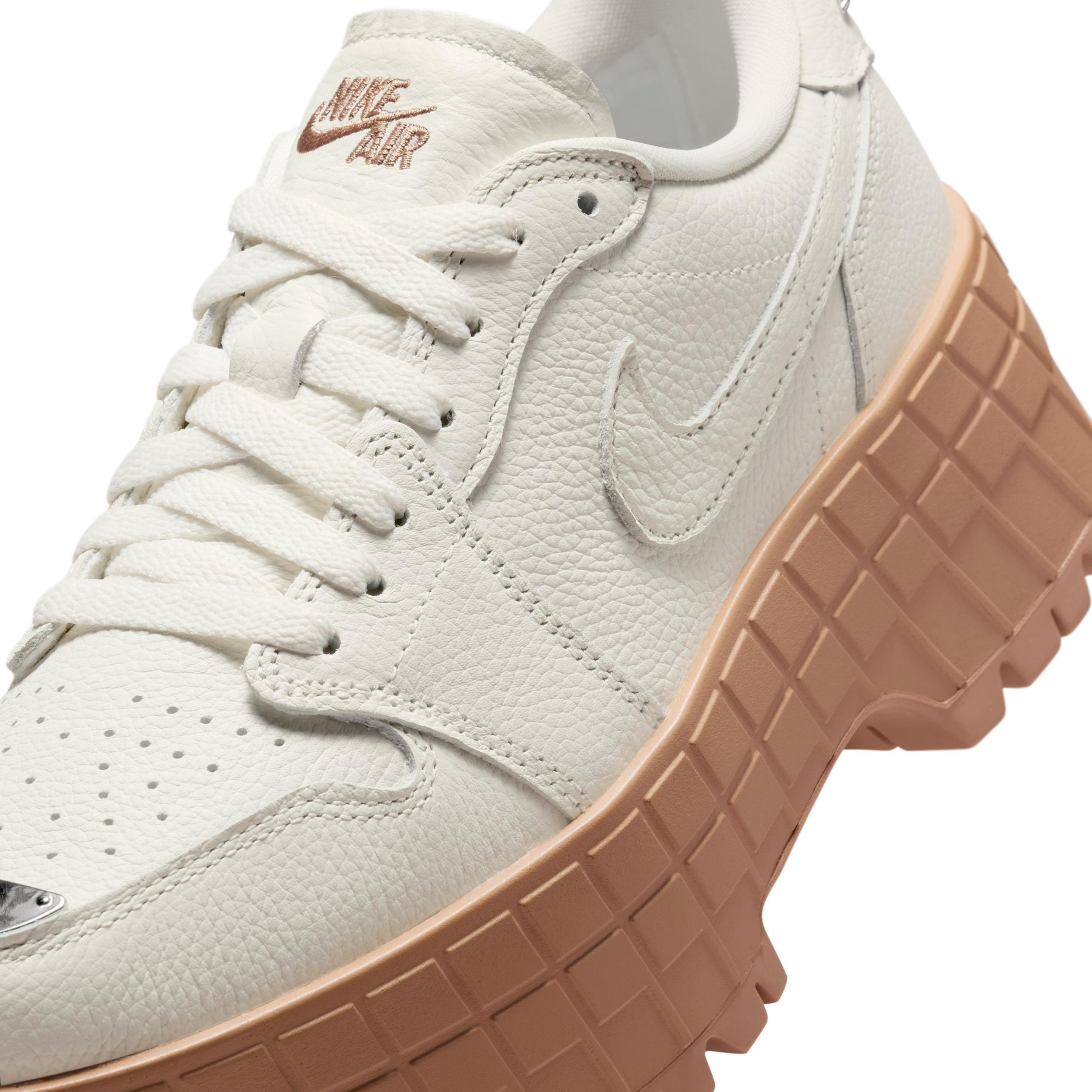 Women's Air Jordan 1 Brooklyn Low Shoes Product Image