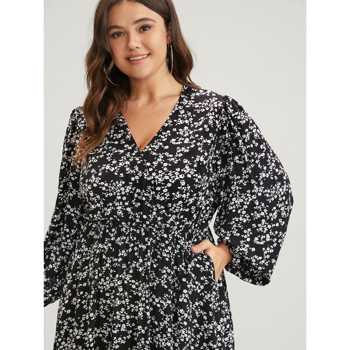 Plus Size Ditsy Floral Lantern Sleeve Pocket Split Maxi Dress BlackFlower Women Elegant Pocket V-neck Long Sleeve Curvy Long Dress BloomChic 12/L Product Image