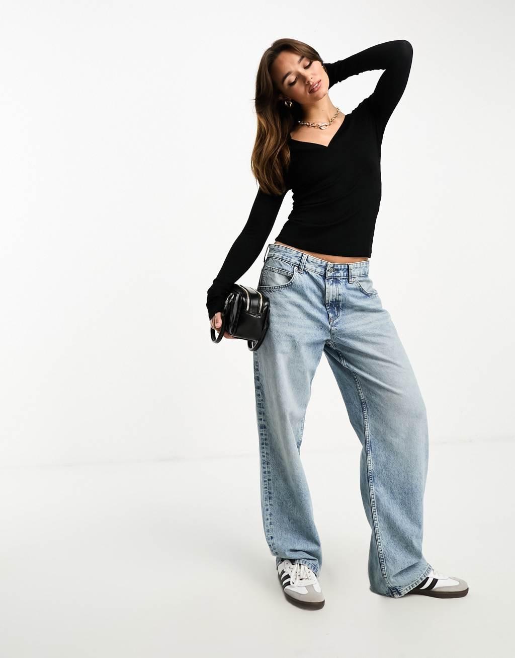 River Island long sleeve fitted v-neck top Product Image