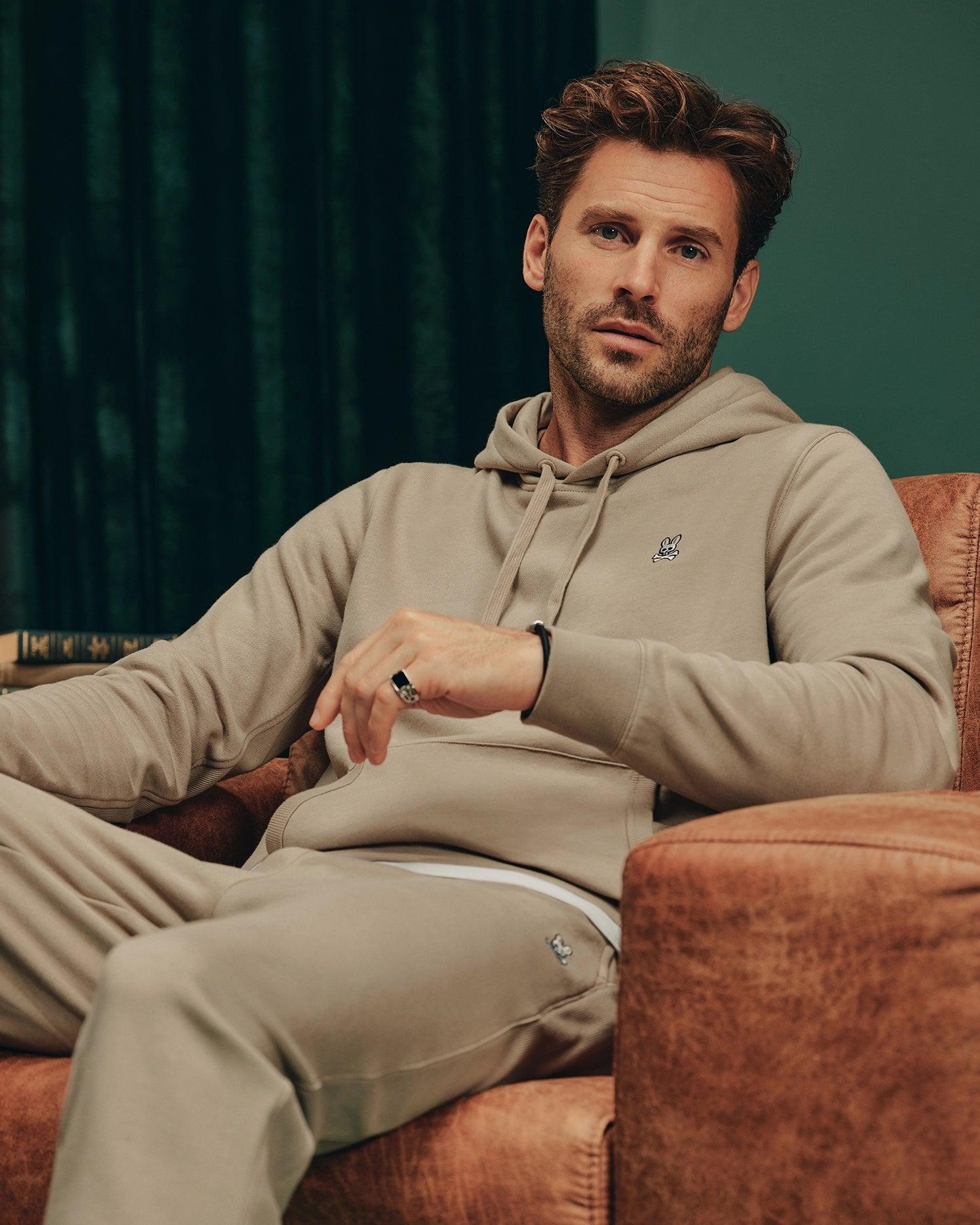 MENS LEVY ESSENTIAL FLEECE SWEATPANT - B6P721D200 Product Image