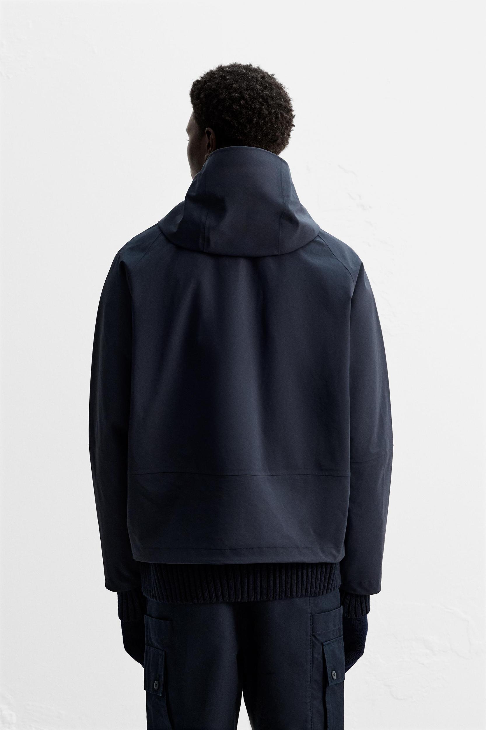 WATER REPELLENT WINDBREAKER Product Image