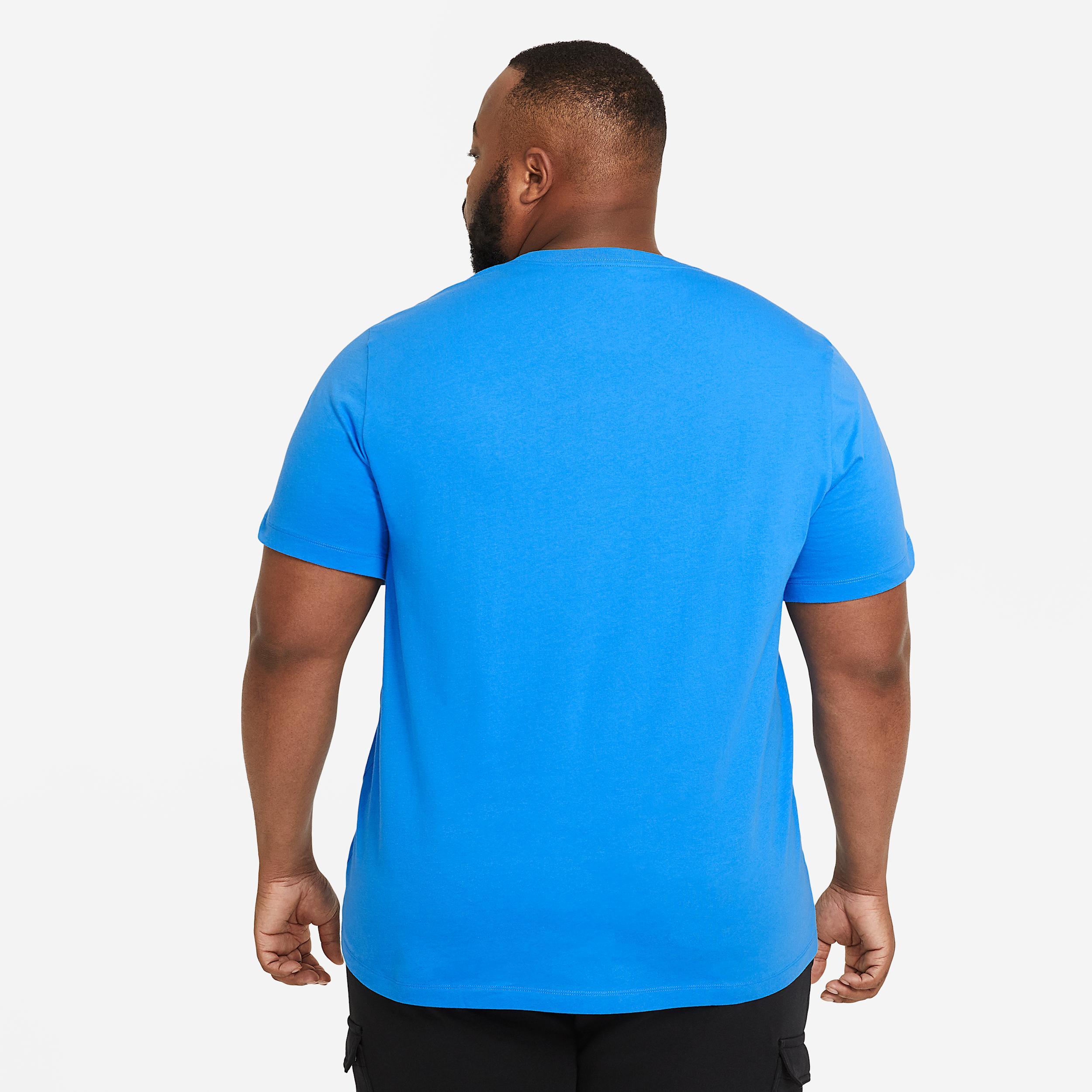 Men's Nike Sportswear Club T-Shirt Product Image