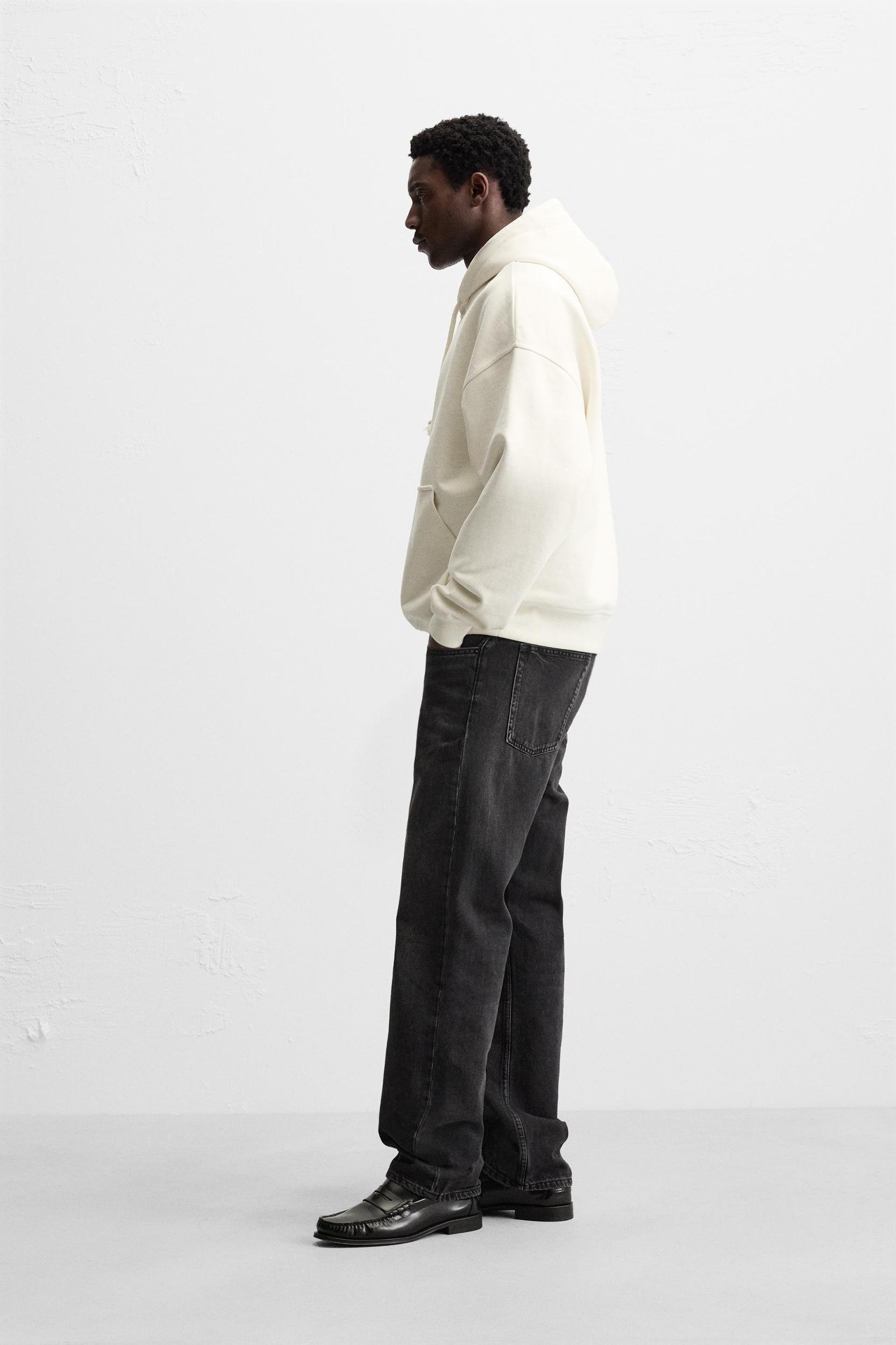 HEAVYWEIGHT HOODIE Product Image