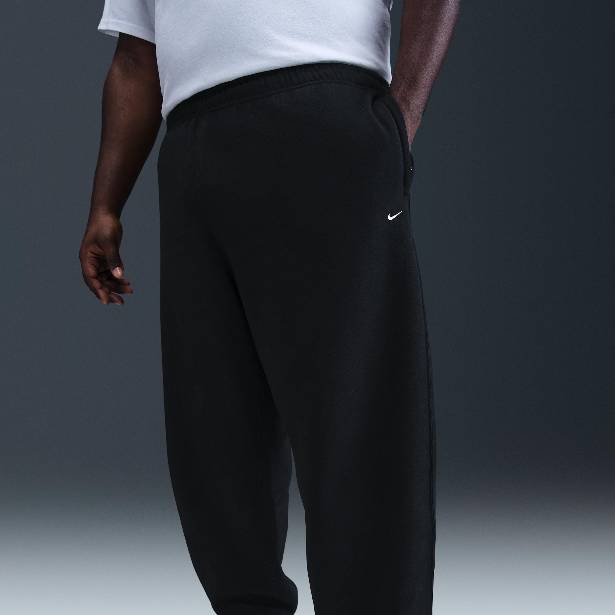 Nike Men's Solo Swoosh Cuffed Fleece Pants Product Image