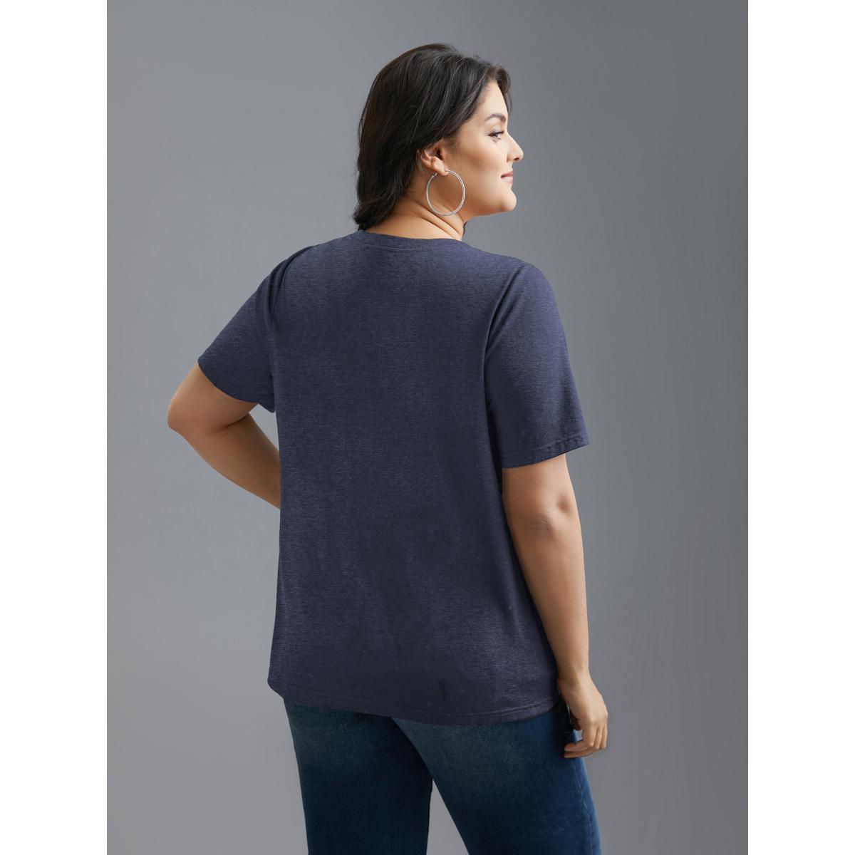 Plus Size Crew Neck Rhinestone Heart T-Shirt DarkBlue Women Casual Rhinestone detailing Round Neck Everyday T-shirts BloomChic 18-20/2X Product Image