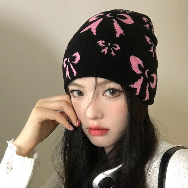 Bow Knit Beanie Product Image