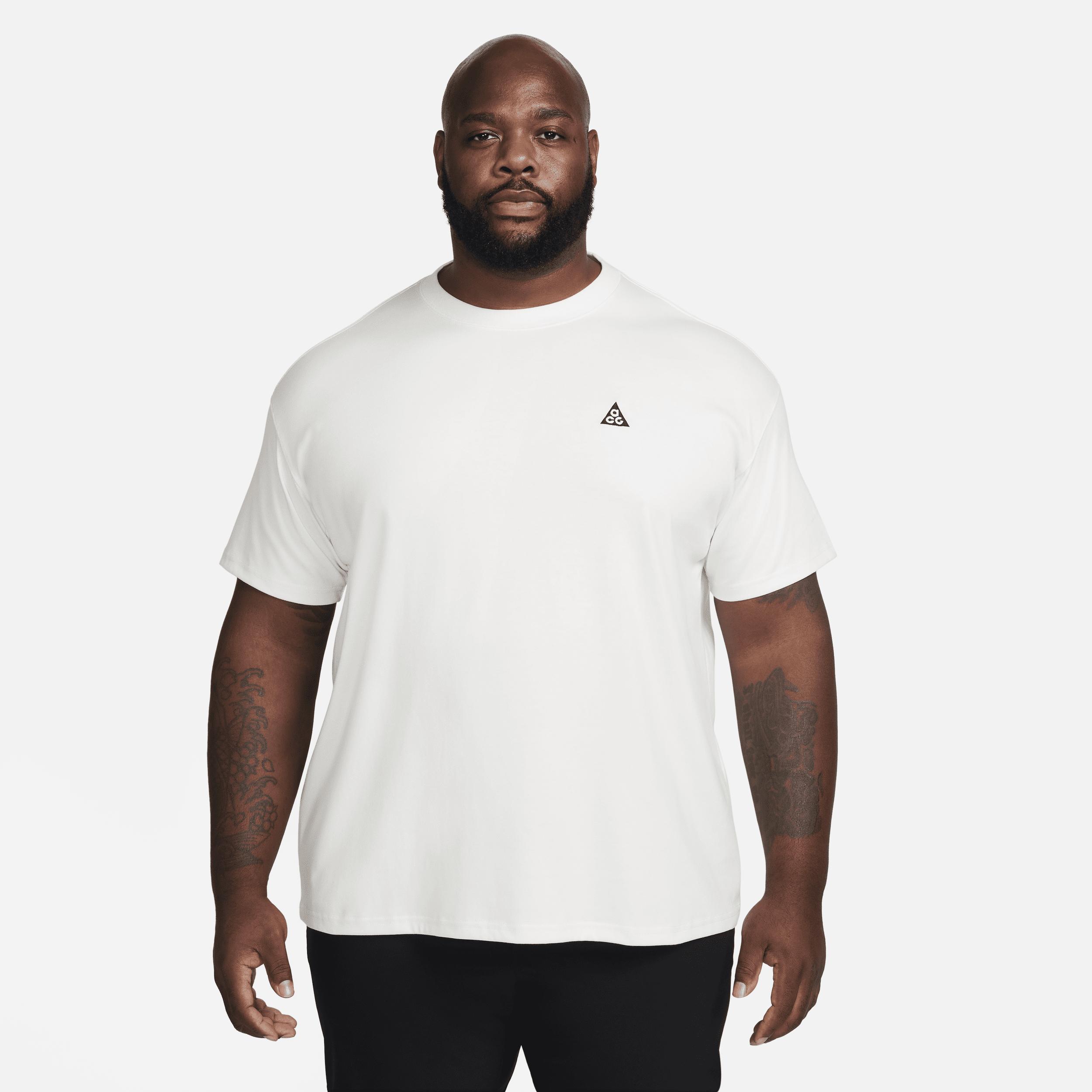 Men's Nike "Just Do It" Logo Tee, Size: Small, Black White Product Image