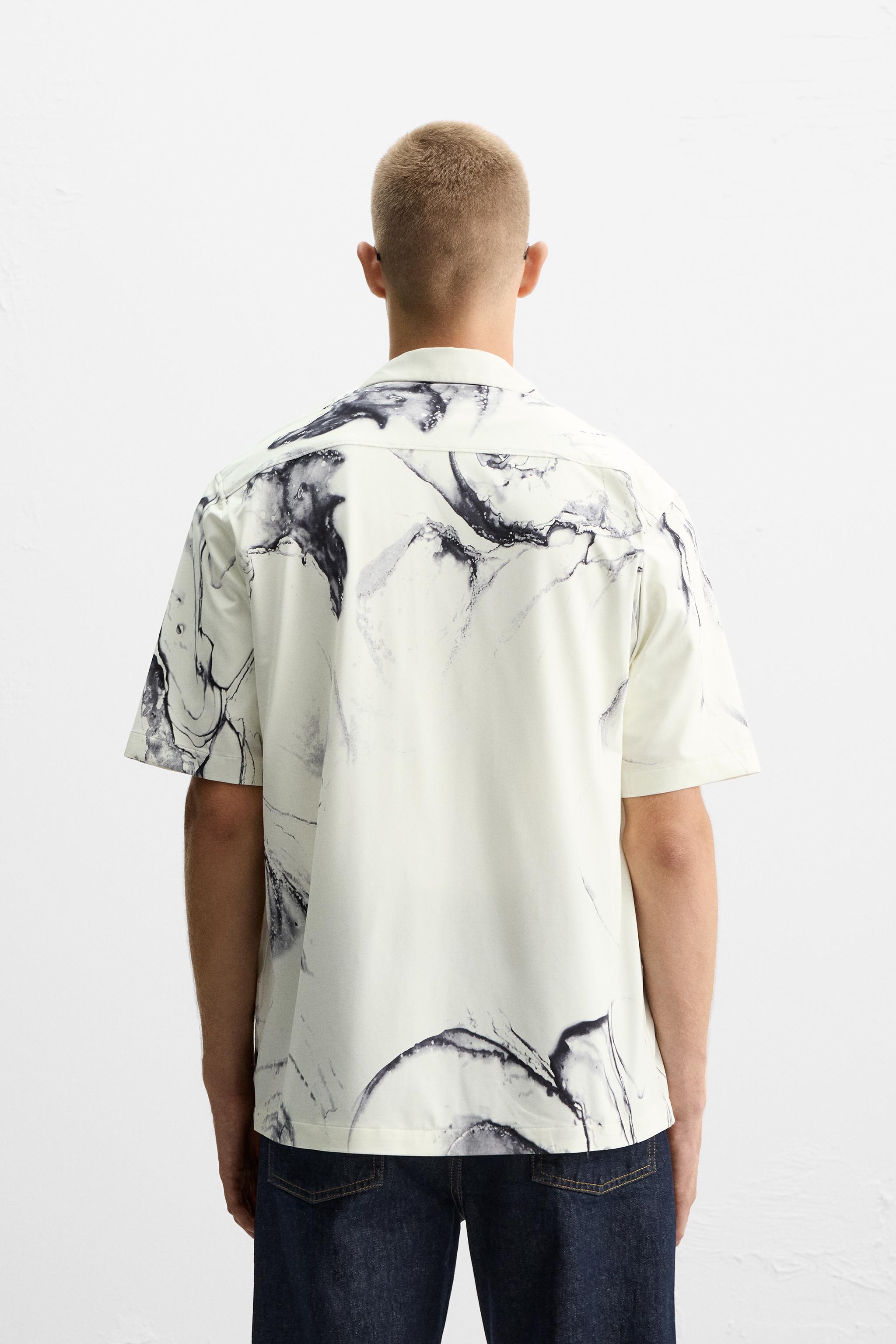 ABSTRACT PRINT STRETCH SHIRT Product Image