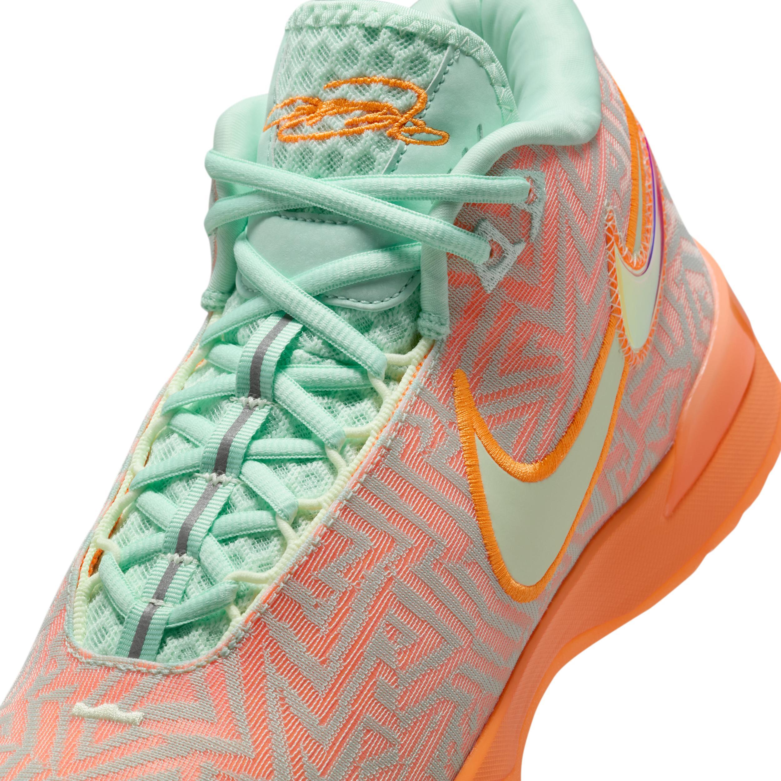 Nike Men's LeBron NXXT Genisus Basketball Shoes Product Image