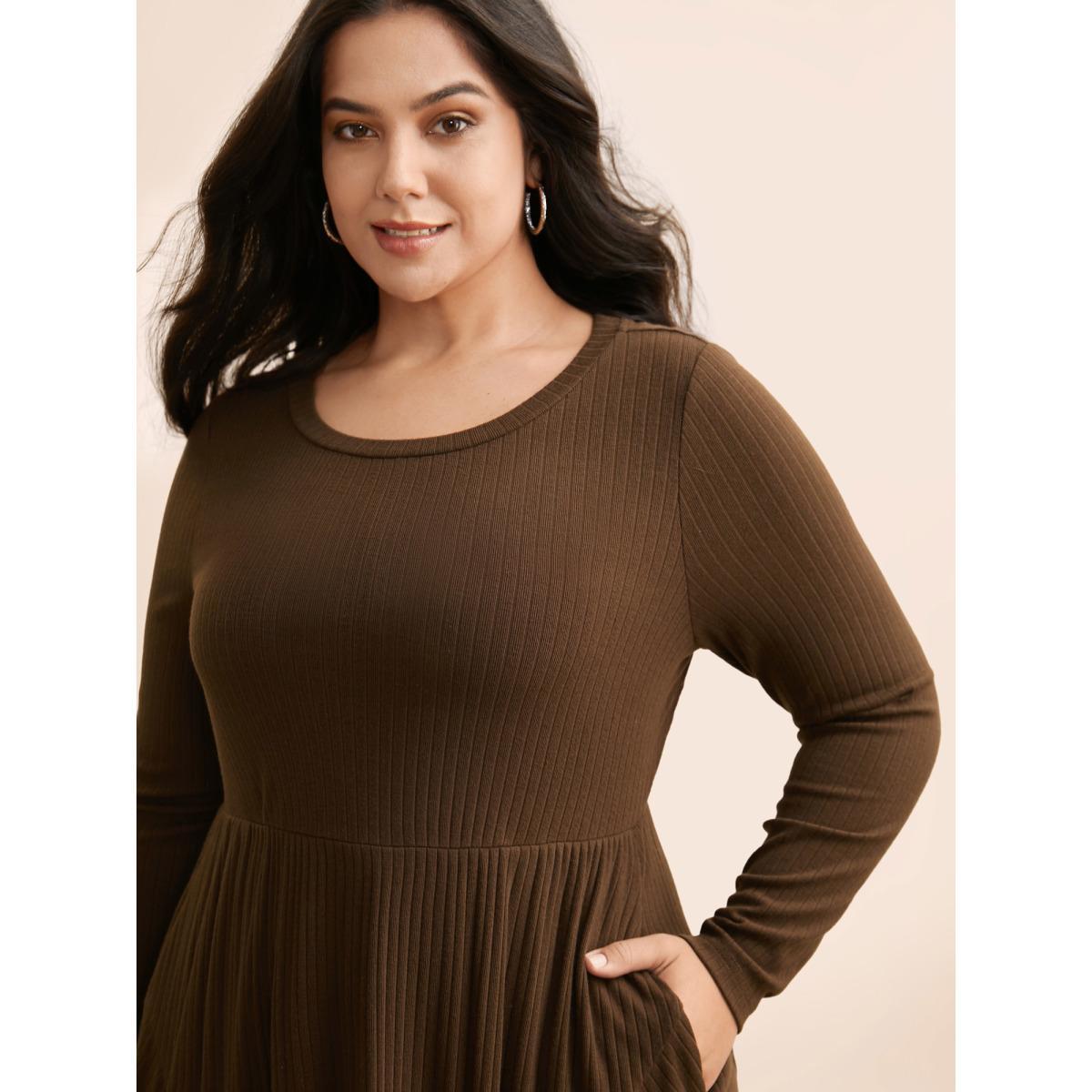 Plus Size Airy Cozy Textured Midi Dress Maroon Women Basics Texture Knit Dresses Bloomchic 28/5X Product Image