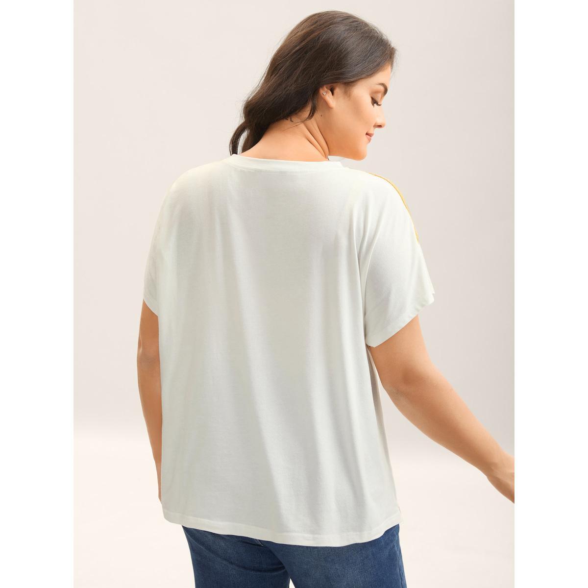 Plus Size Color Block Round Neck T-Shirt Originalwhite Women Contrast Round Neck Everyday-Casual T-shirts BloomChic 30/6X Product Image