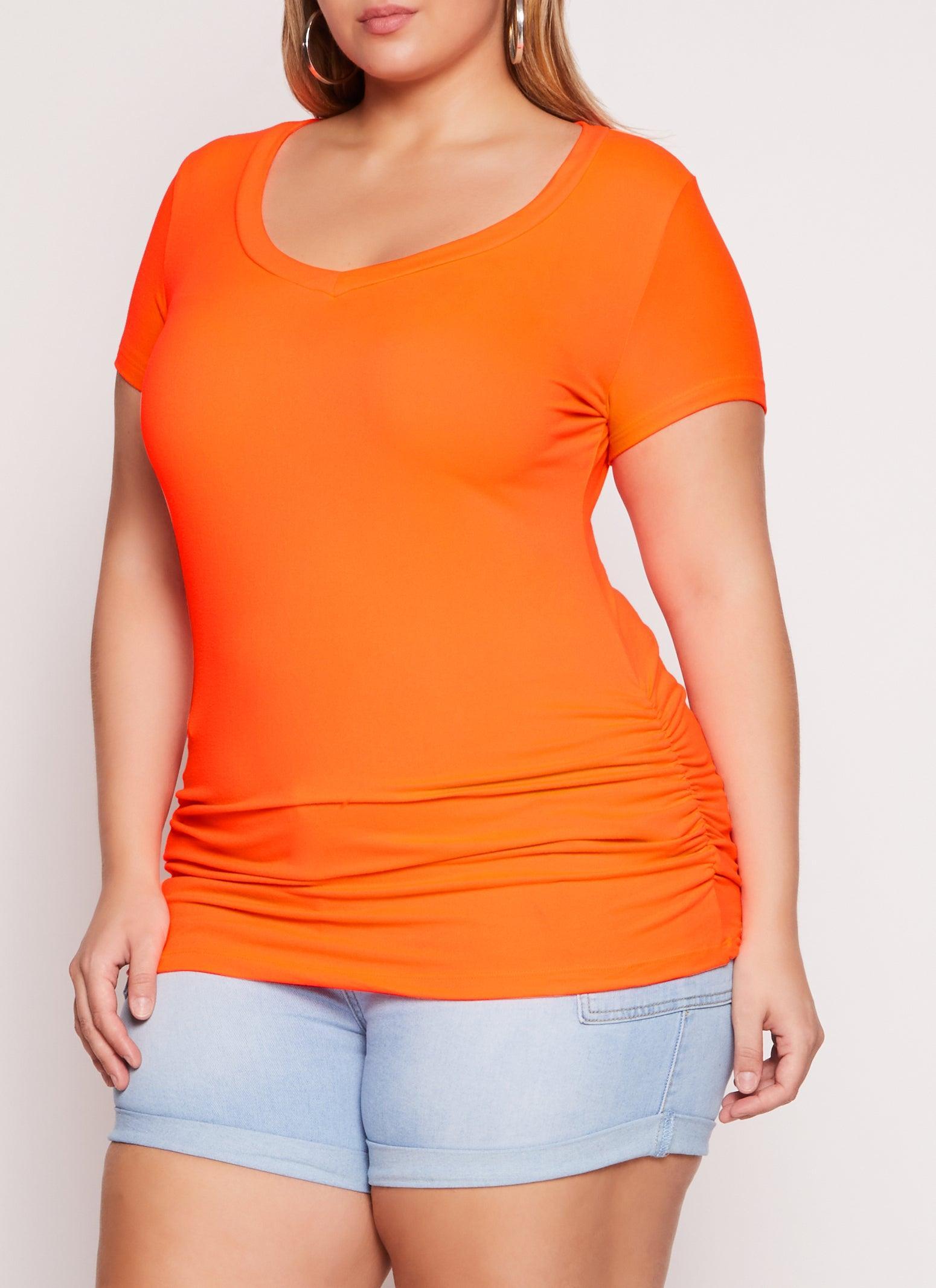 Womens Plus Size Basic V Neck Ruched Side Tee Product Image