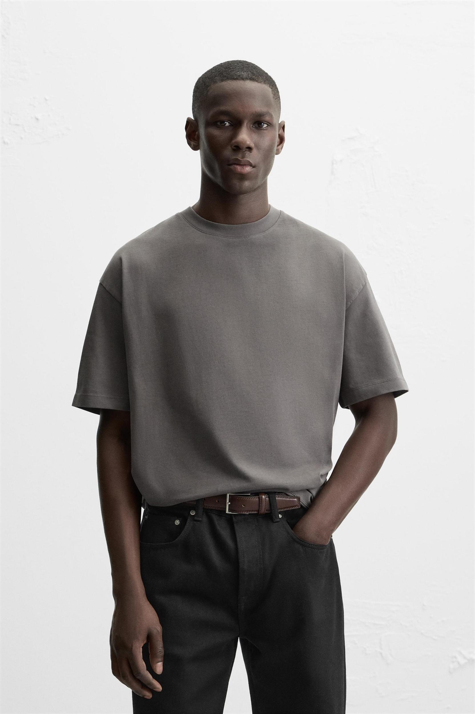 BASIC HEAVYWEIGHT T-SHIRT Product Image