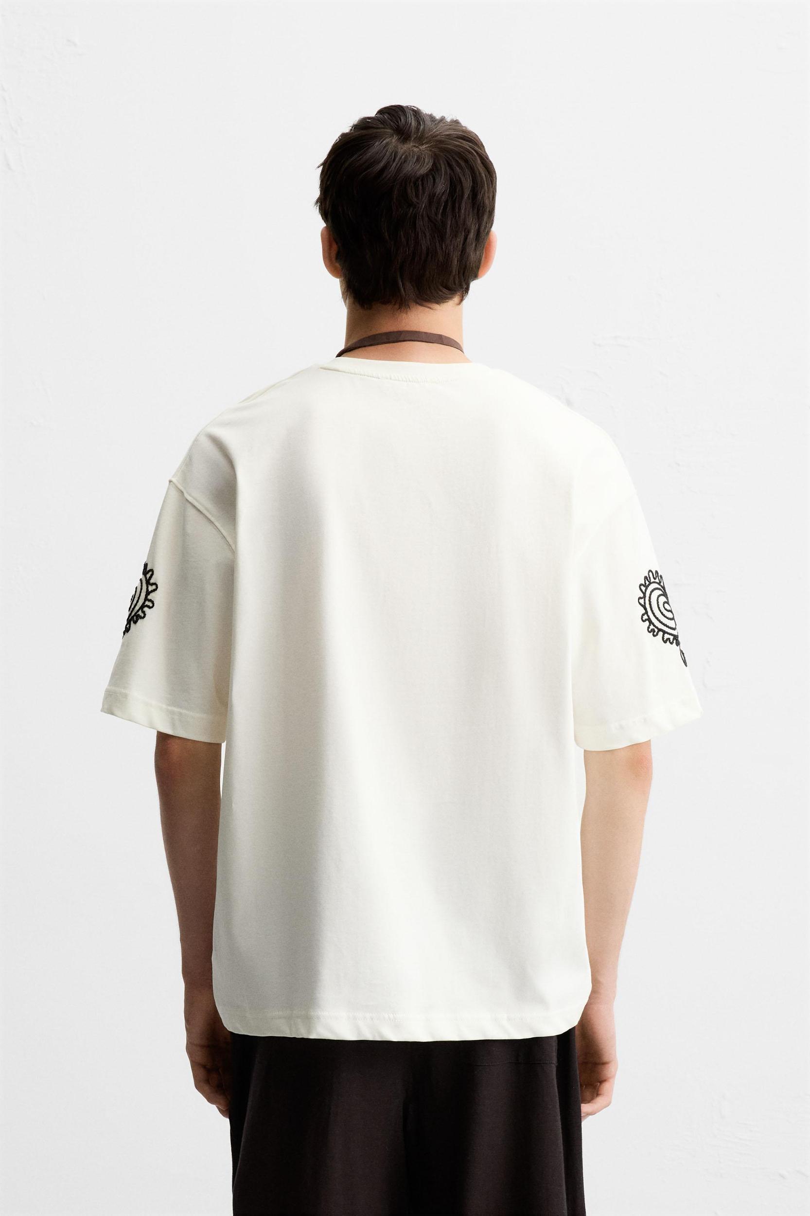 CONTRAST EMBROIDERY SHIRT Product Image