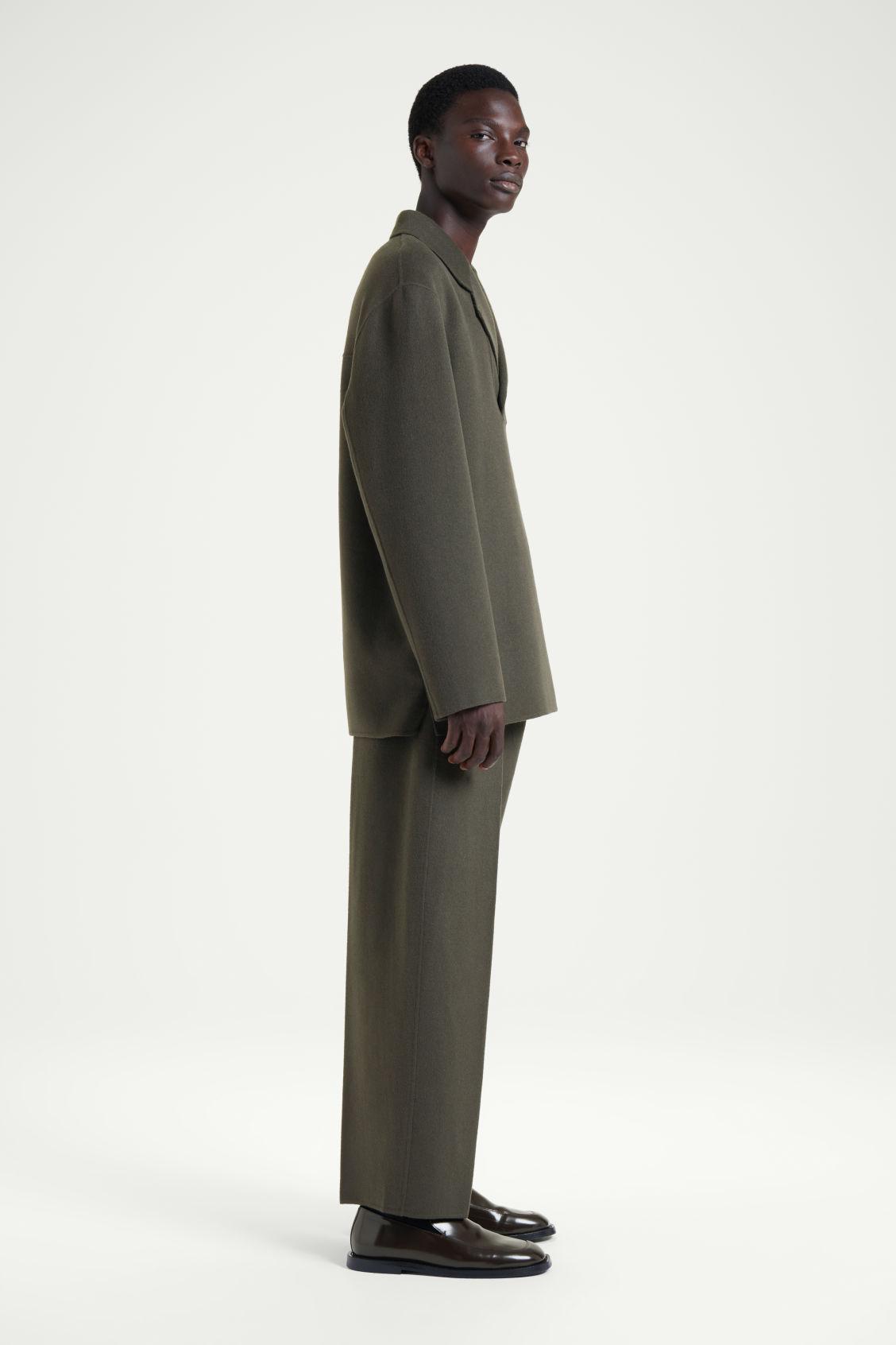 THE HALF-PLACKET OVERSHIRT Product Image