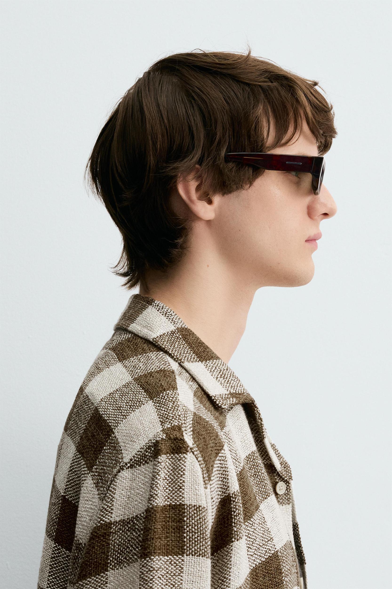 SQUARED SUNGLASSES Product Image