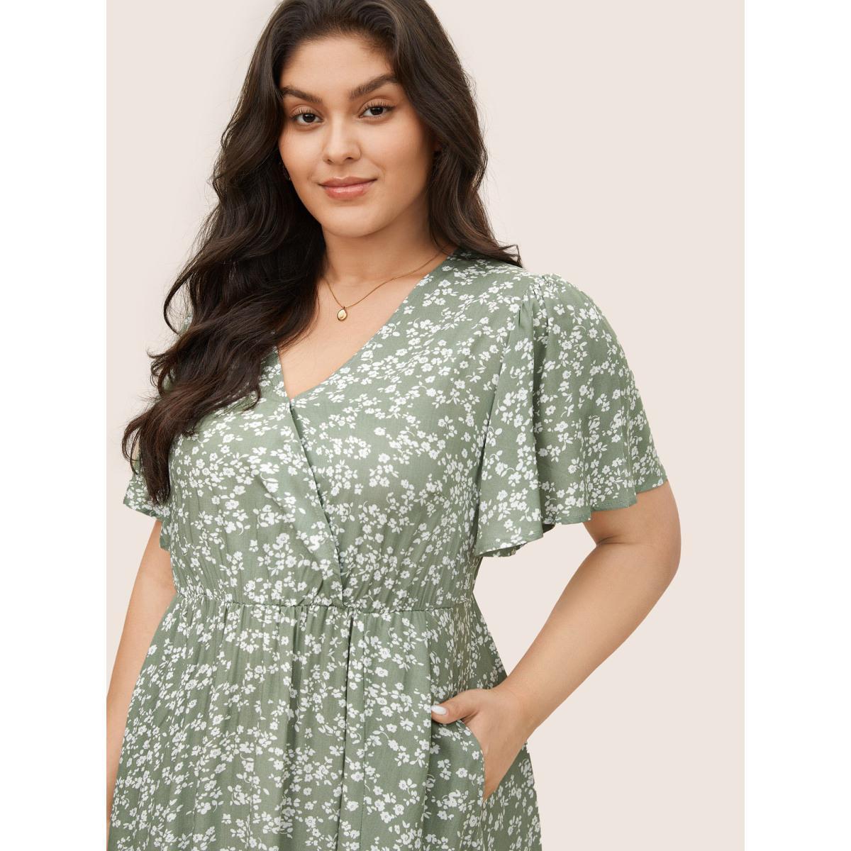 Ditsy Floral Printed Vintage Plus Size Women Vacation Long Dress Ruffle Sleeve Half Sleeve V Neck Pocket Elegance Dresses BloomChic Product Image