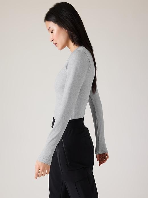 Renew Seamless Crewneck Top Product Image