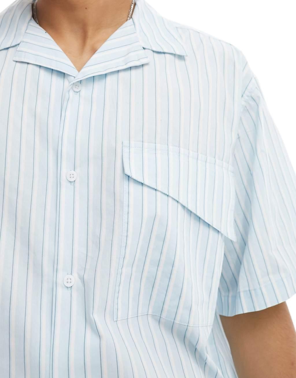 COLLUSION oversized poplin revere short sleeve shirt in blue stripe Product Image