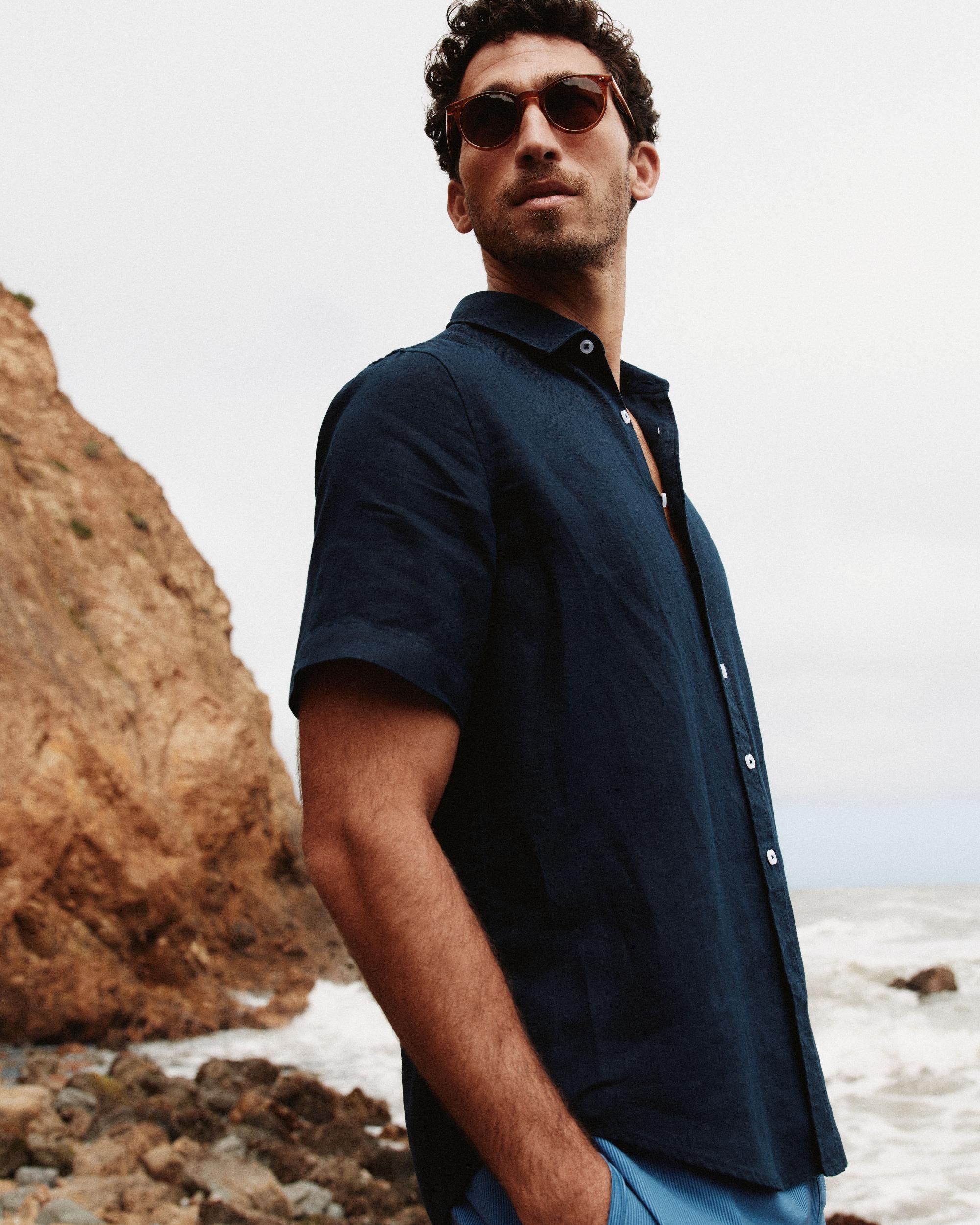 Quince | Men's 100% European Linen Relaxed Short Sleeve Shirt Product Image