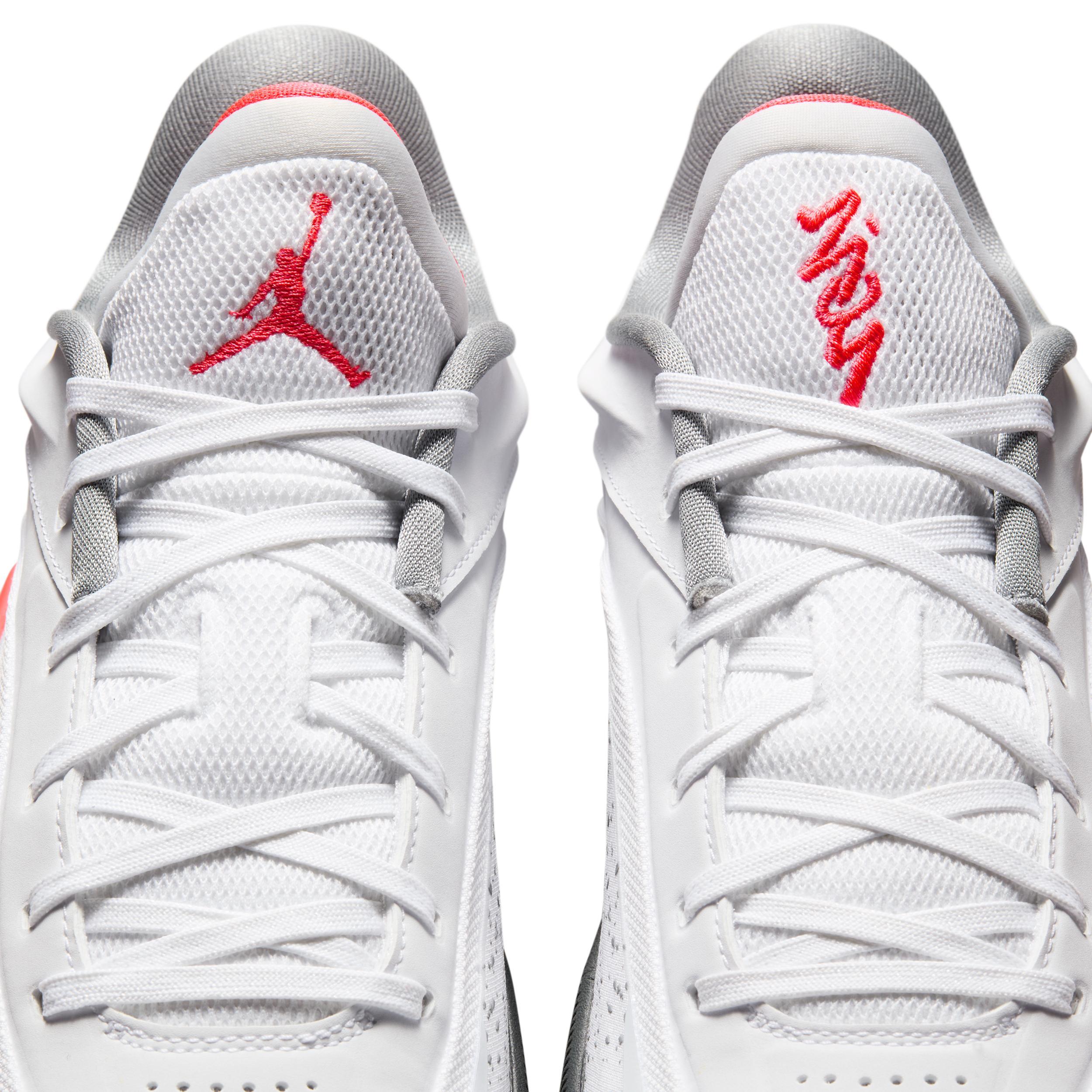 Zion 4 Basketball Shoes Product Image