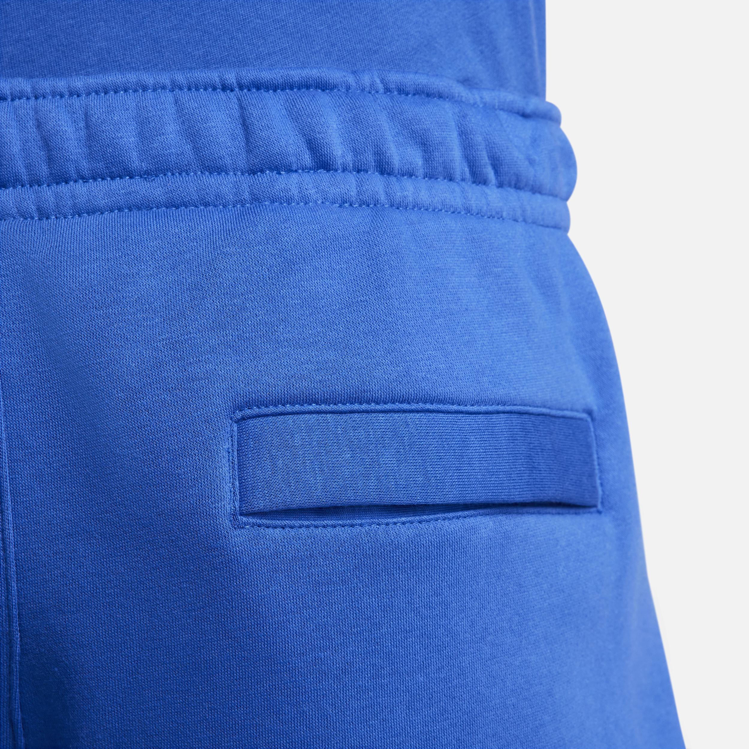 Nike Sportswear Club Men's Graphic Shorts Product Image