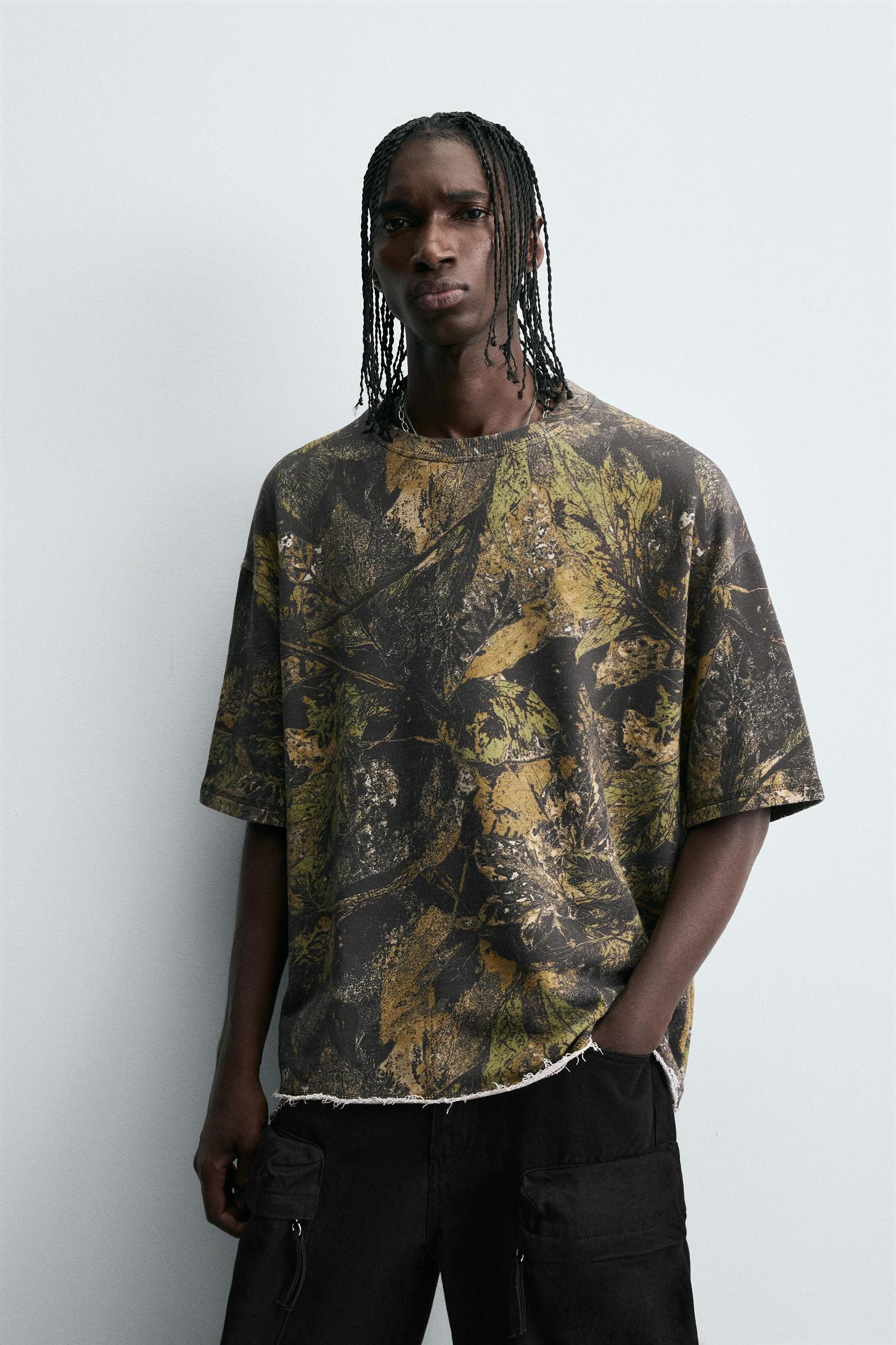 TREE PRINT SWEATSHIRT Product Image