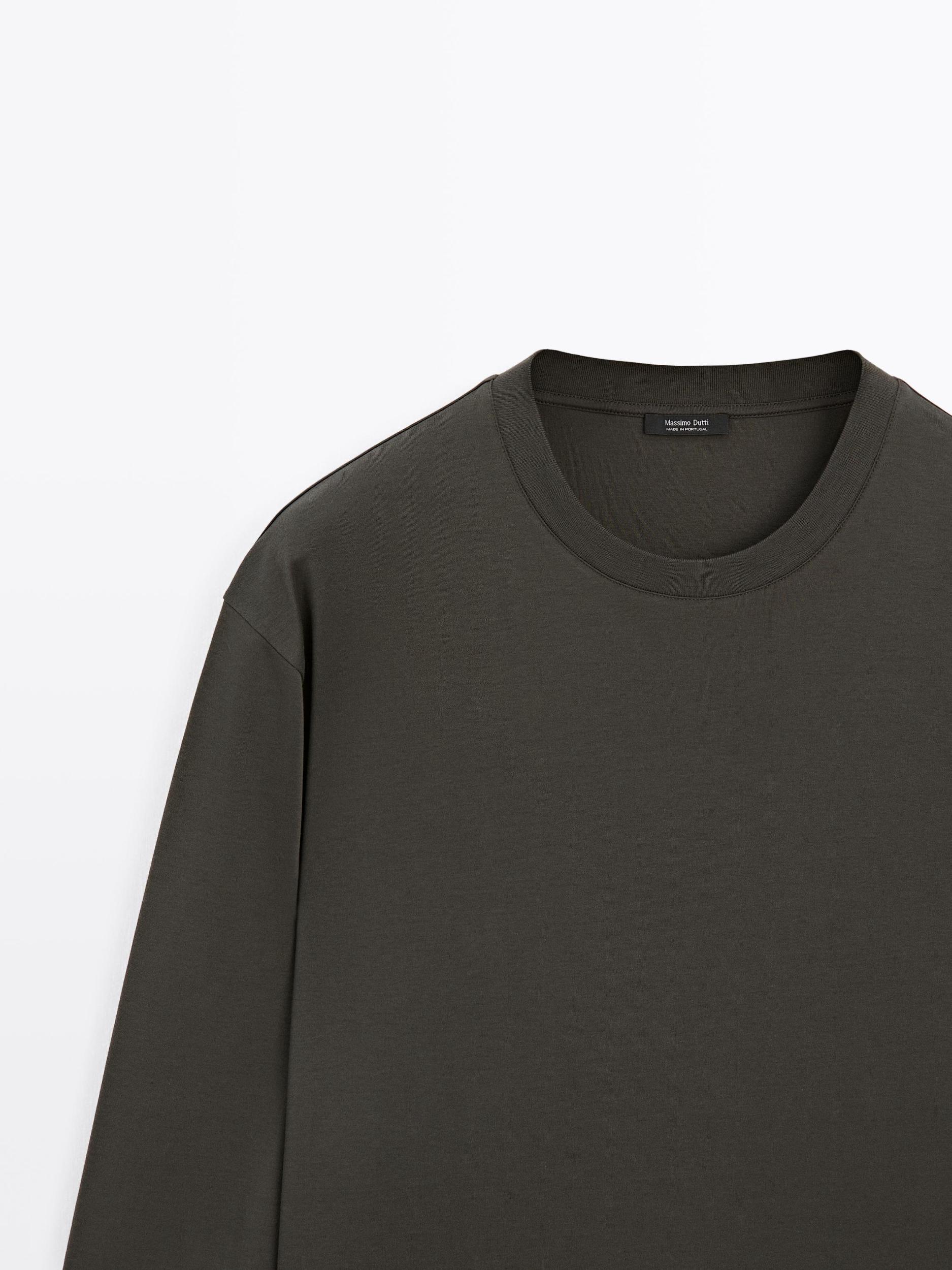 Long sleeve medium weight cotton T-shirt Product Image