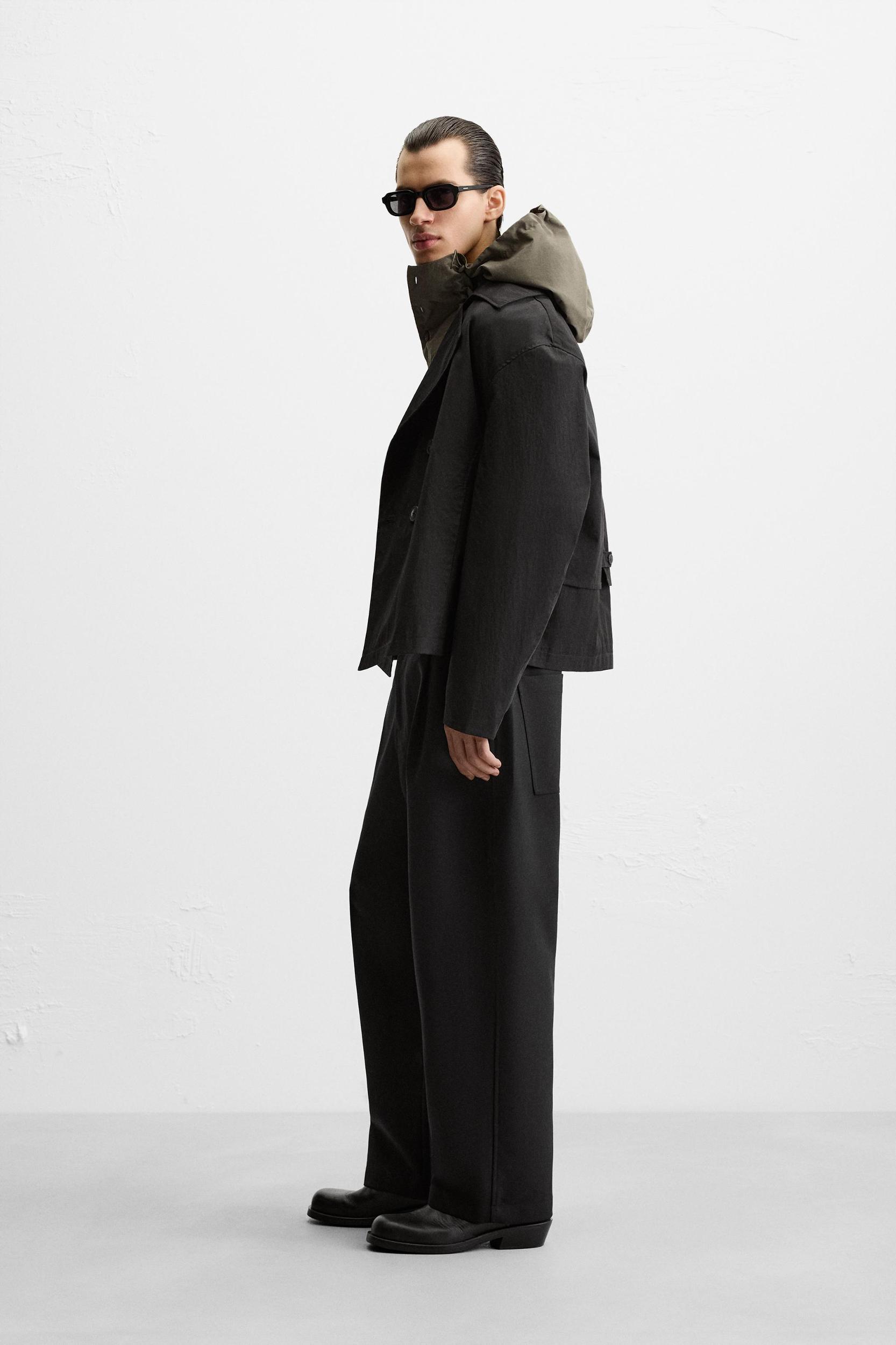 SHORT TECHNICAL FABRIC TRENCH COAT Product Image
