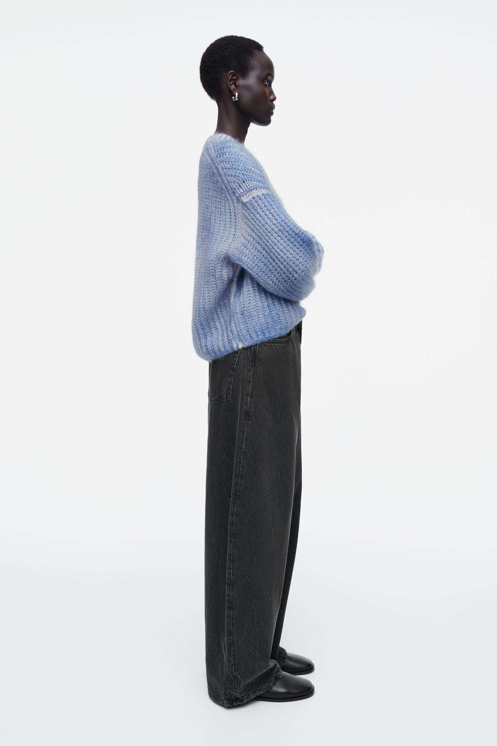 SPRAY-EFFECT MOHAIR V-NECK SWEATER Product Image