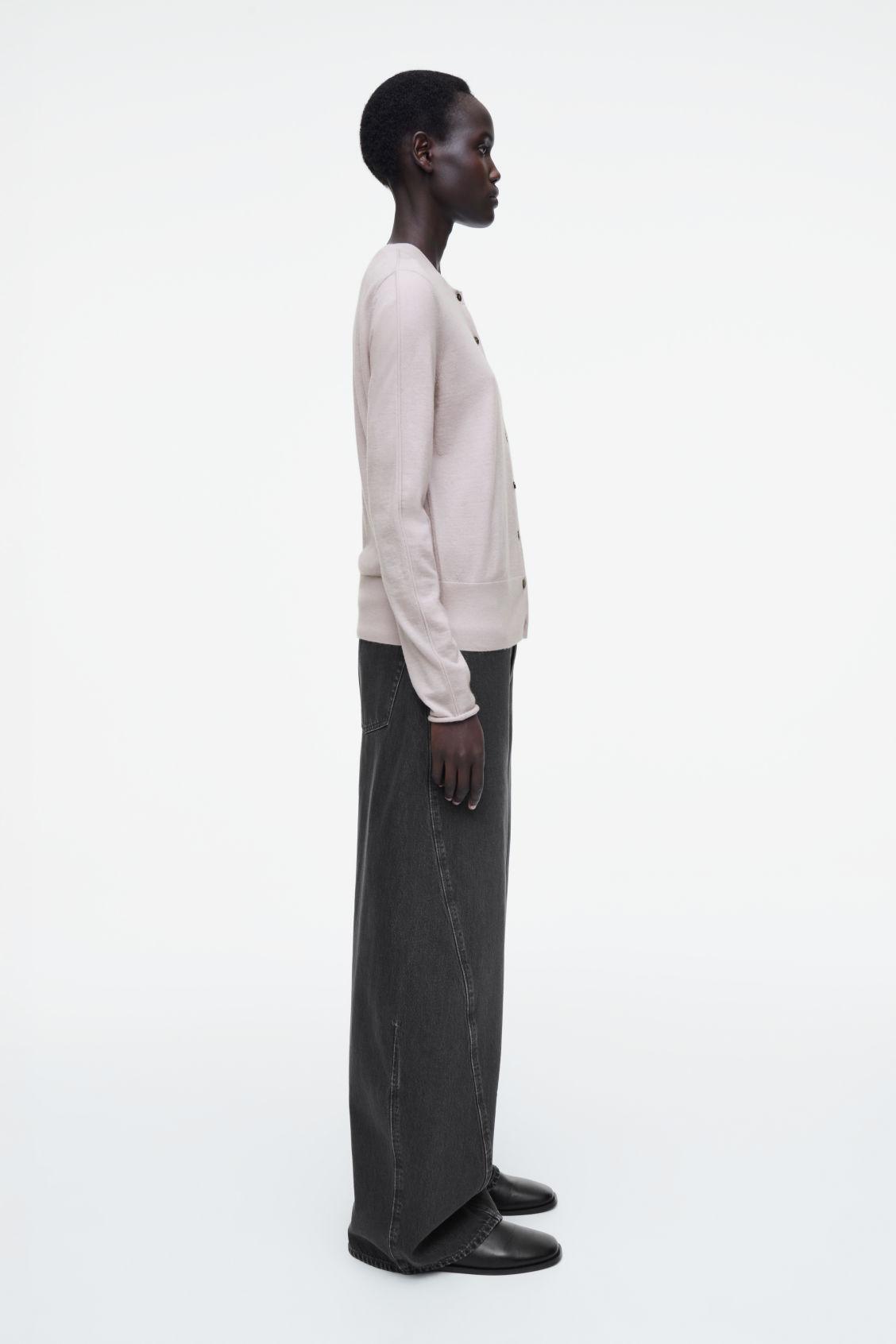 FINE PURE CASHMERE CARDIGAN Product Image