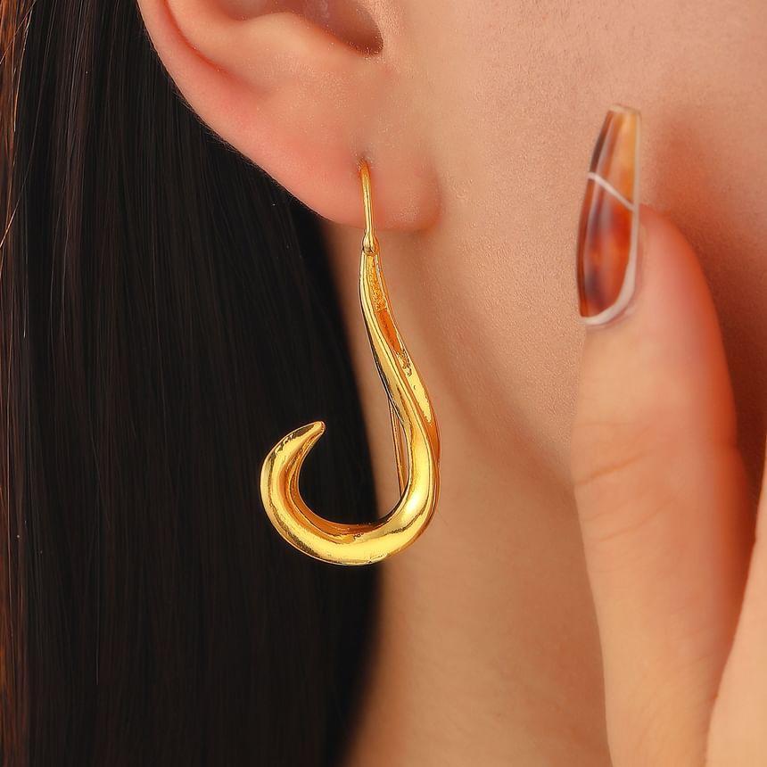 Swirl Drop Earring Product Image