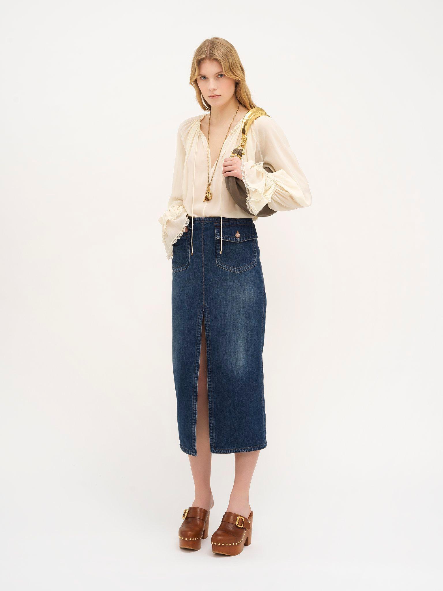 Small Bracelet hobo Bag in grained leather Product Image
