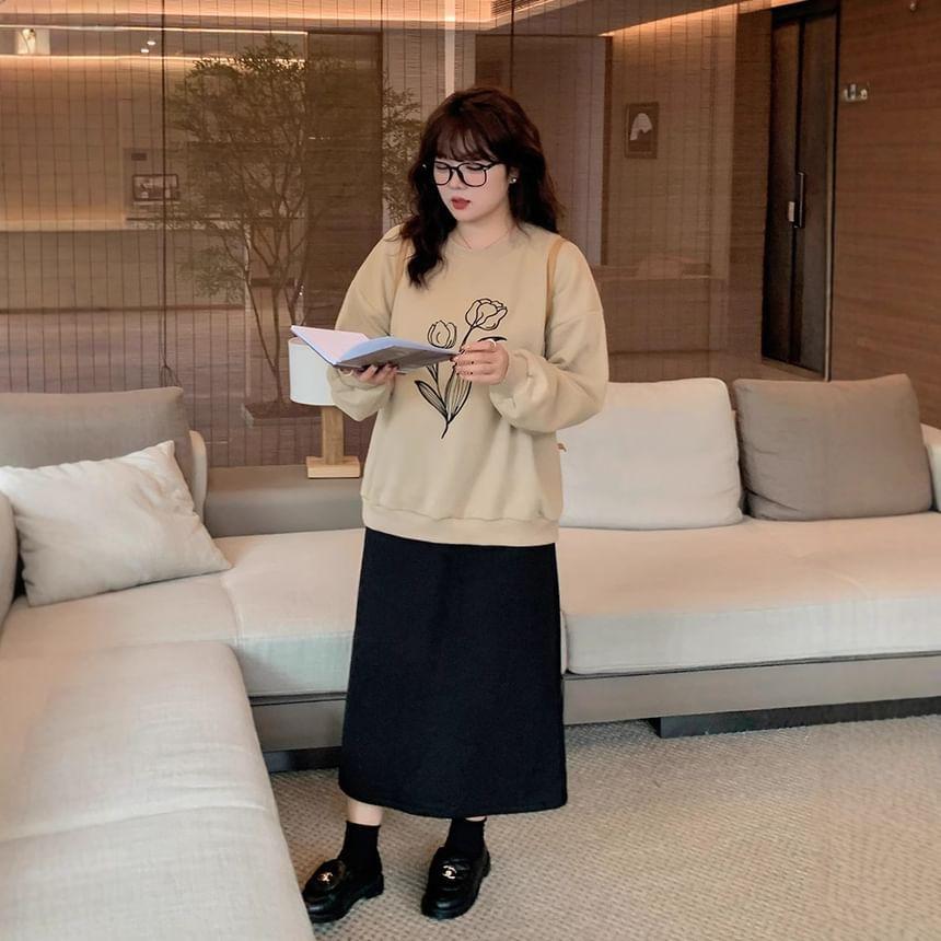 Plus Size Round Neck Drop Shoulder Floral Print Sweatshirt Product Image