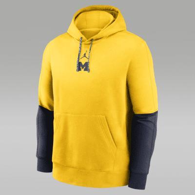 Las Vegas Raiders Sideline Team Issue Club Nike Men's NFL Pullover Hoodie Product Image