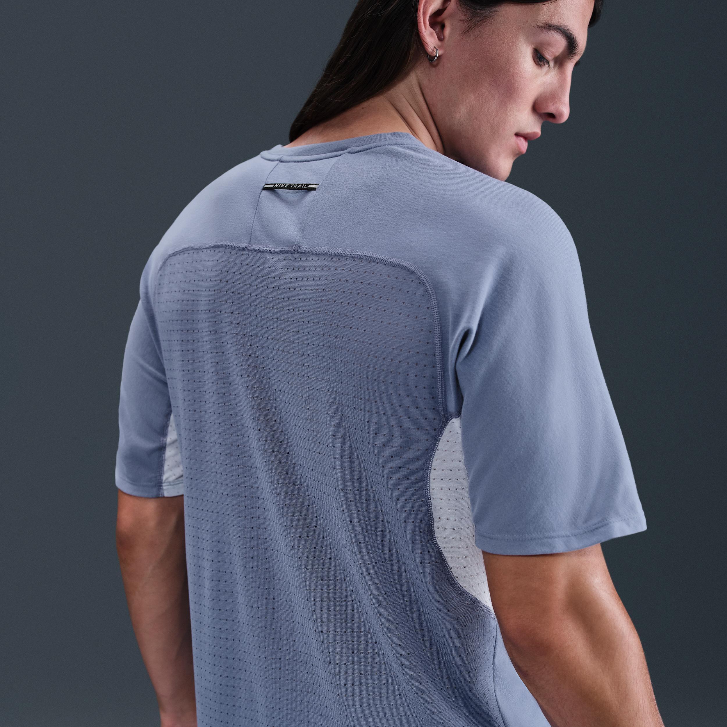 Nike Solar Chase Men's Dri-FIT ADV Short-Sleeve Running Top Product Image