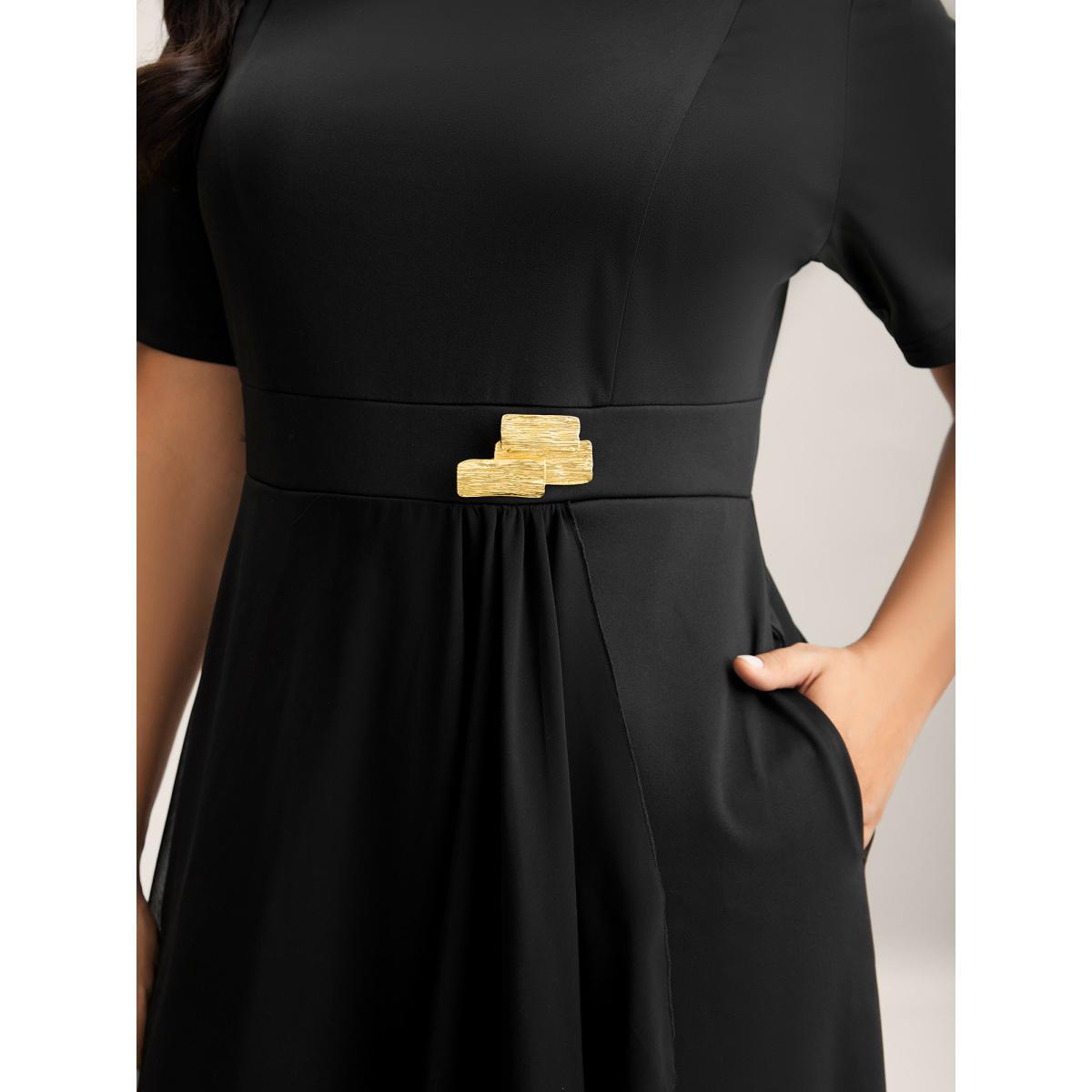 Plus Size Waist-Cinched Spliced Seamed Midi Dress Black Women Round Neck Short sleeve Curvy BloomChic 14-16/1X Product Image