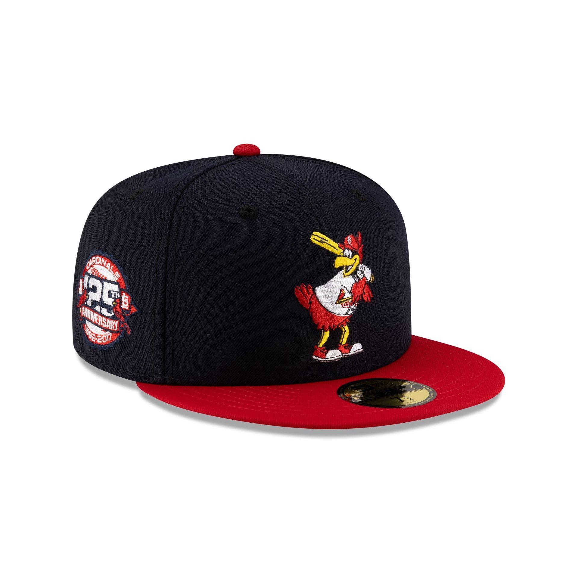 Cincinnati Reds Deceptor 59FIFTY Fitted Hat Male Product Image