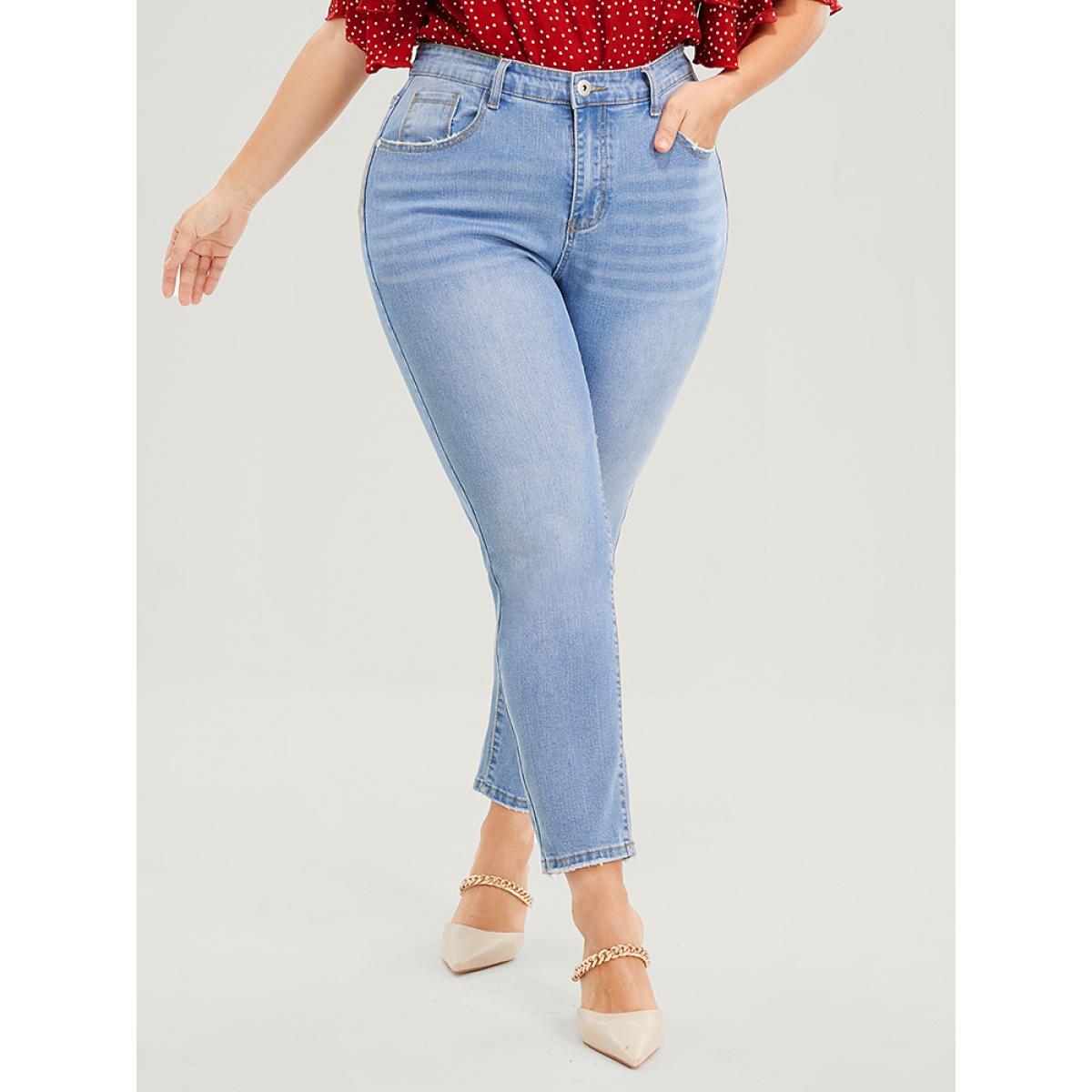 Plus Size Straight Very Stretchy Mid Rise Light Wash Jeans Women LightBlue Casual Plain Pocket High stretch Pocket Jeans BloomChic 22/3X Product Image