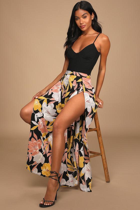 Blissful Vacay Black Floral Print Side Slit Pants Product Image