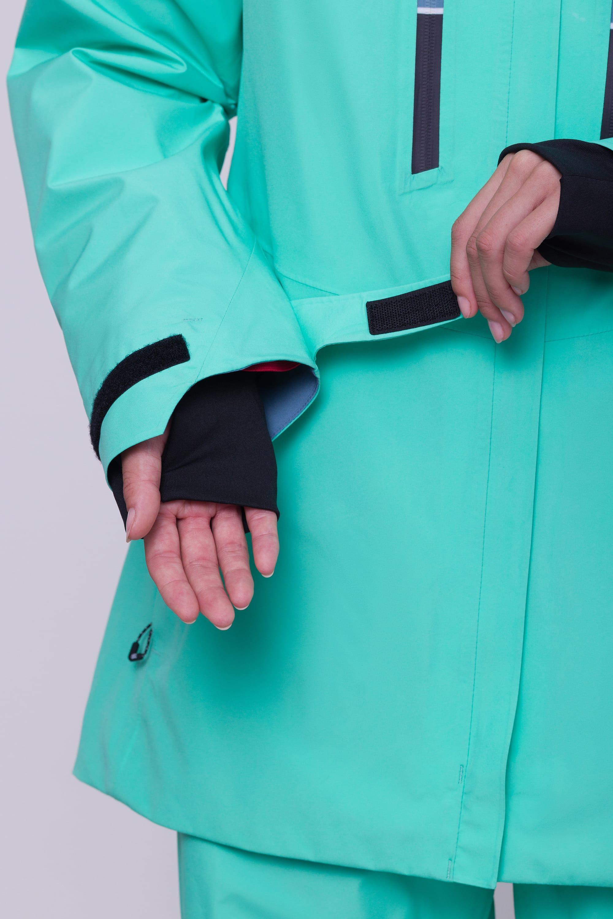 686 Women's GORE-TEX Skyline Shell Jacket Female Product Image