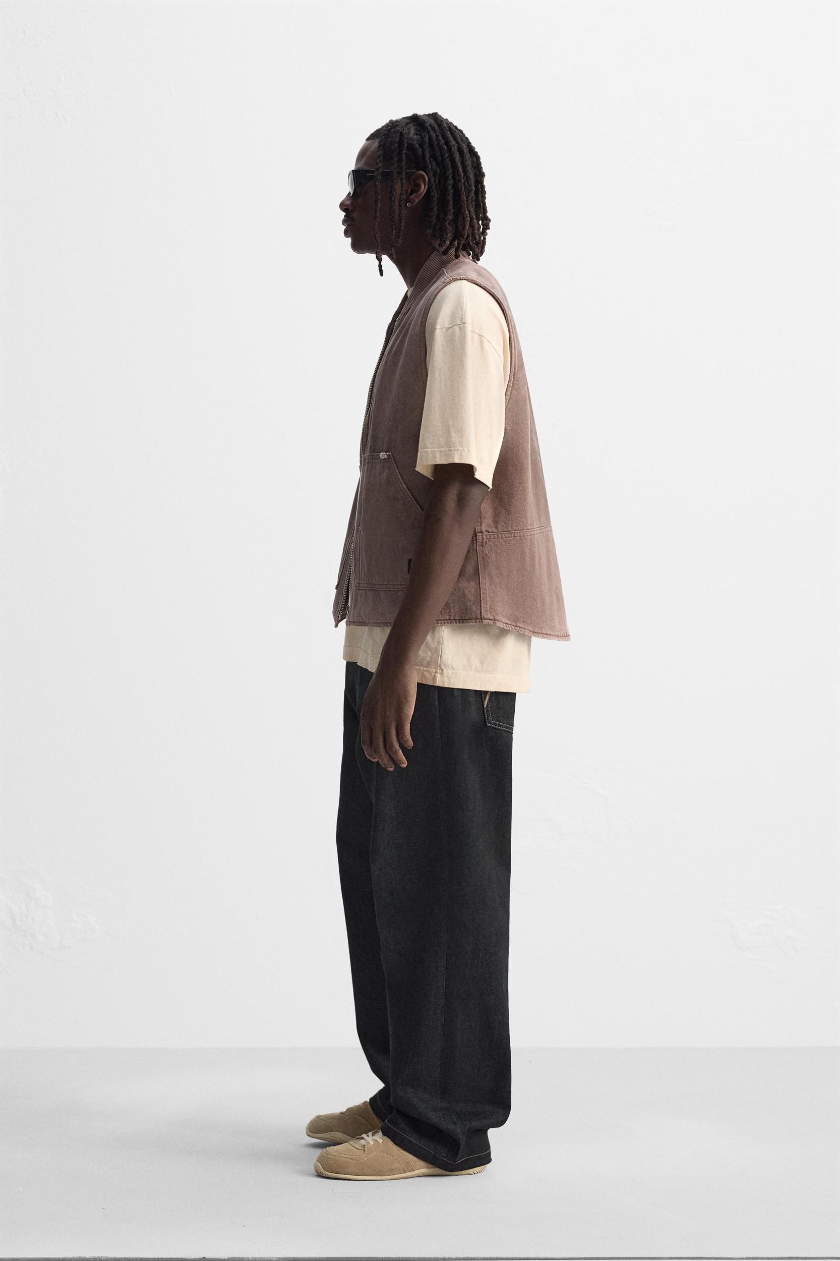 WASHED ZIPPERED VEST Product Image
