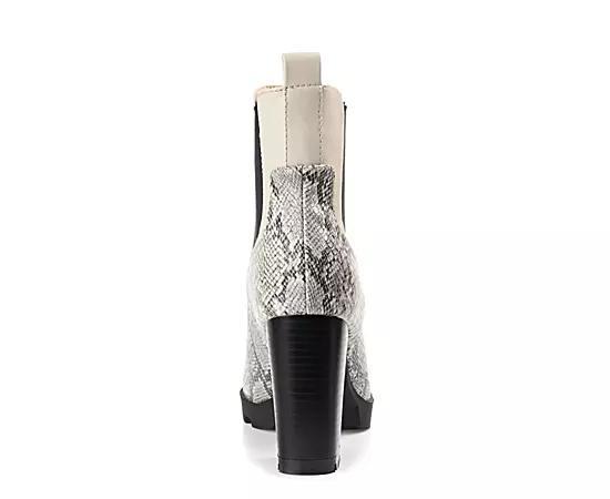 Journee Collection Womens Islana Casual Short Bootie Product Image