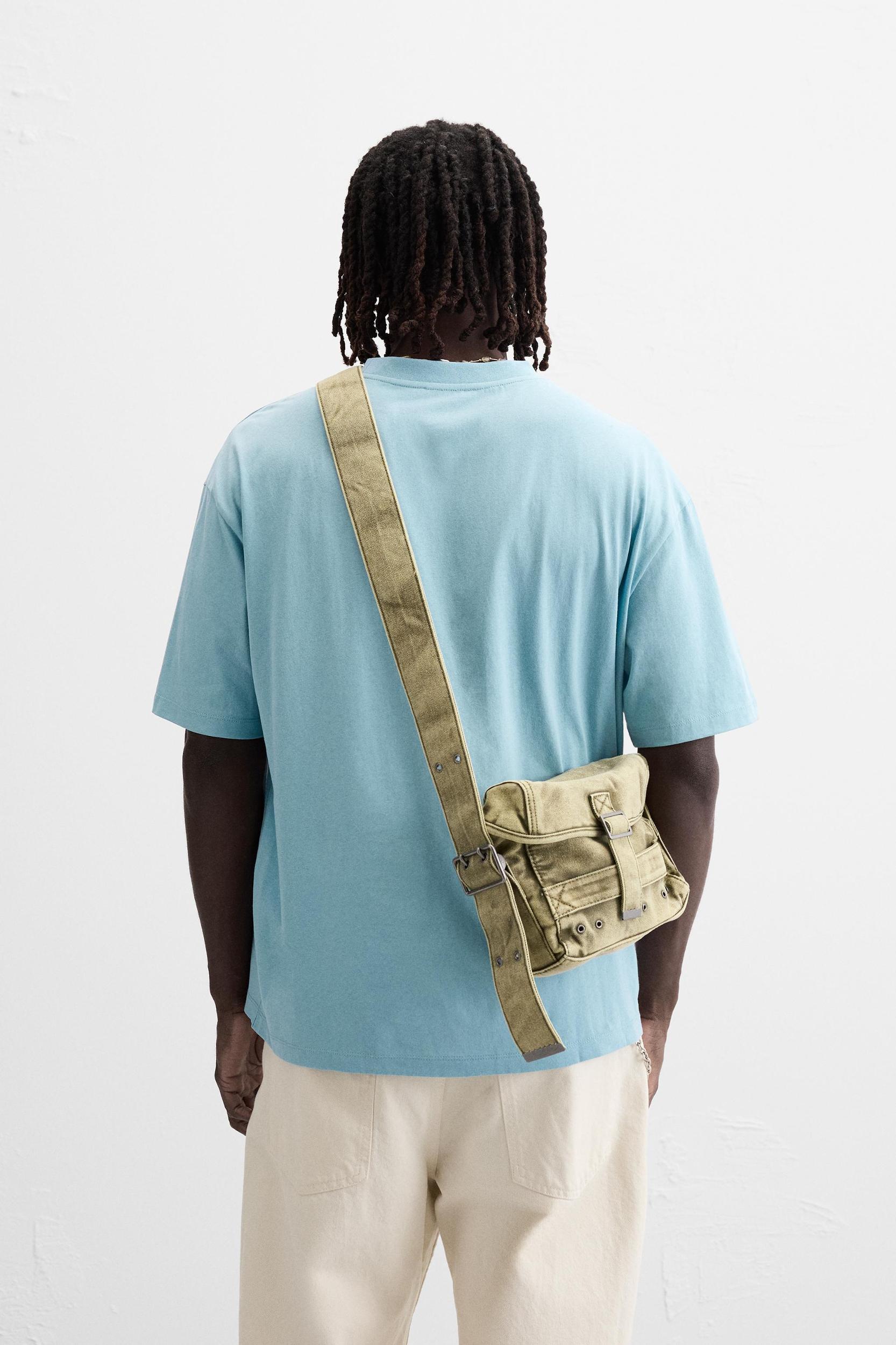 TEXT PRINT T-SHIRT Product Image
