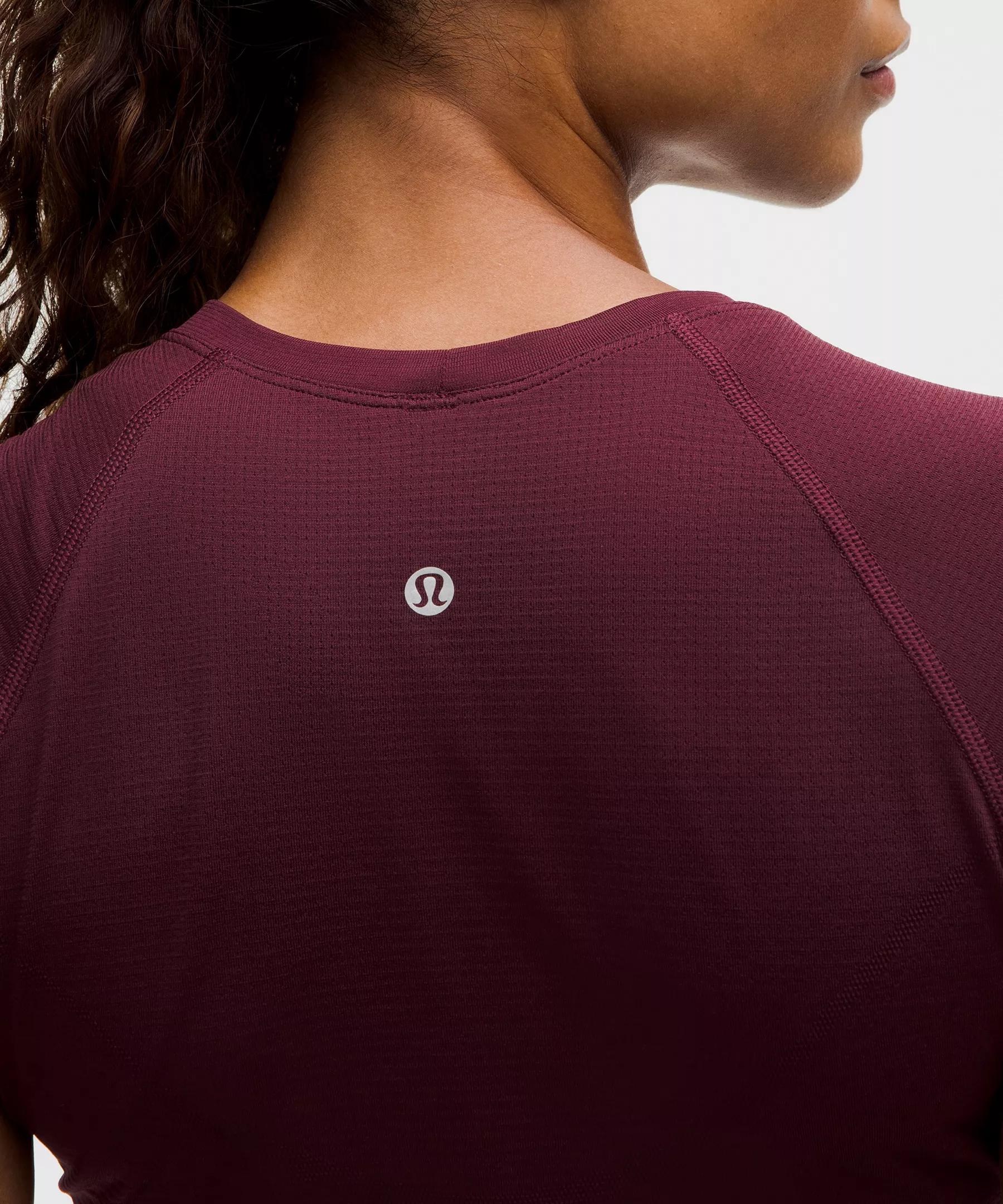 Swiftly Tech Cropped Short-Sleeve Shirt 2.0 Product Image