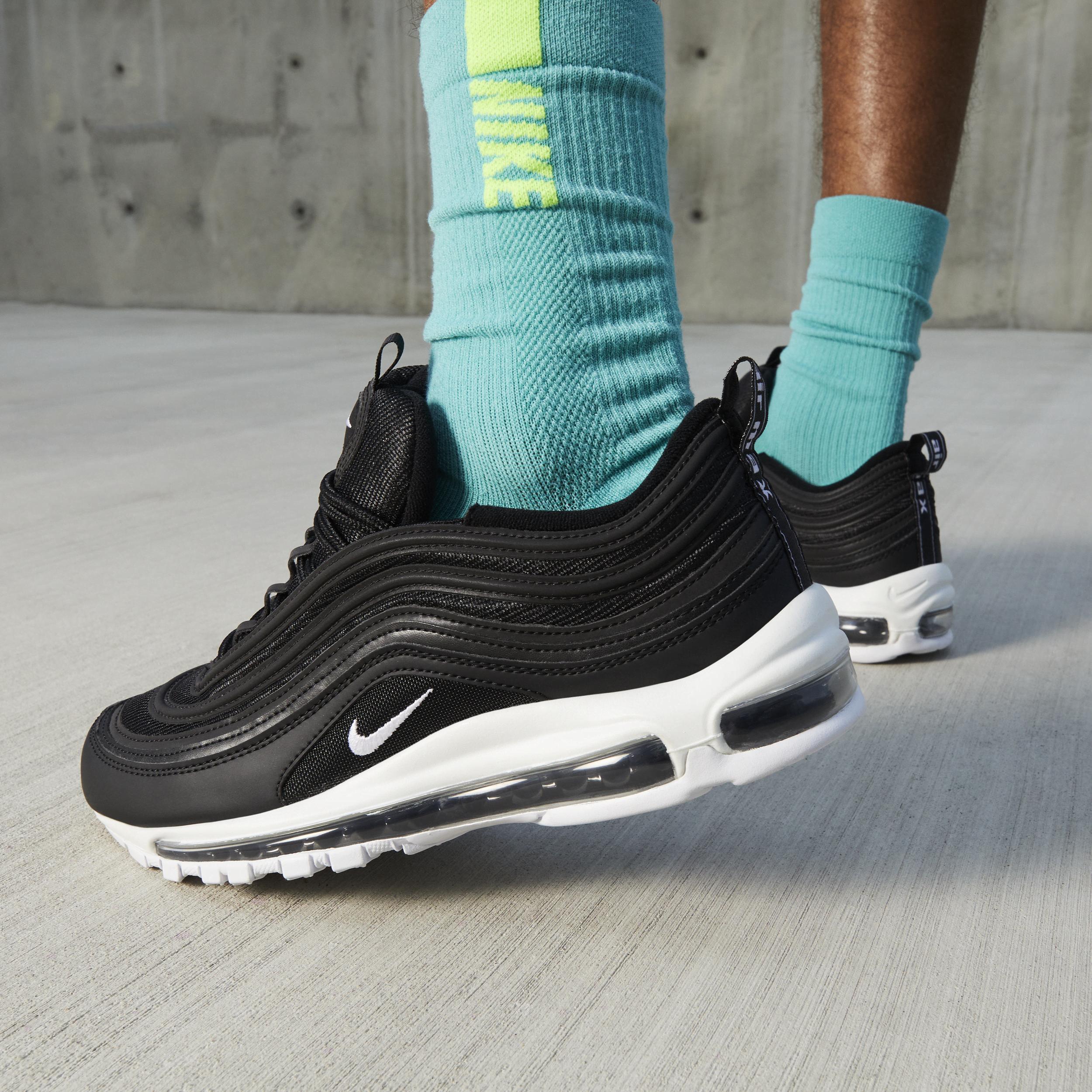 Nike Mens Air Max 9 Casual Shoes Product Image