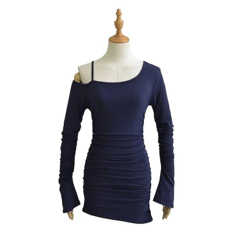 Long Sleeve Cold Shoulder Plain Ruched Top Product Image